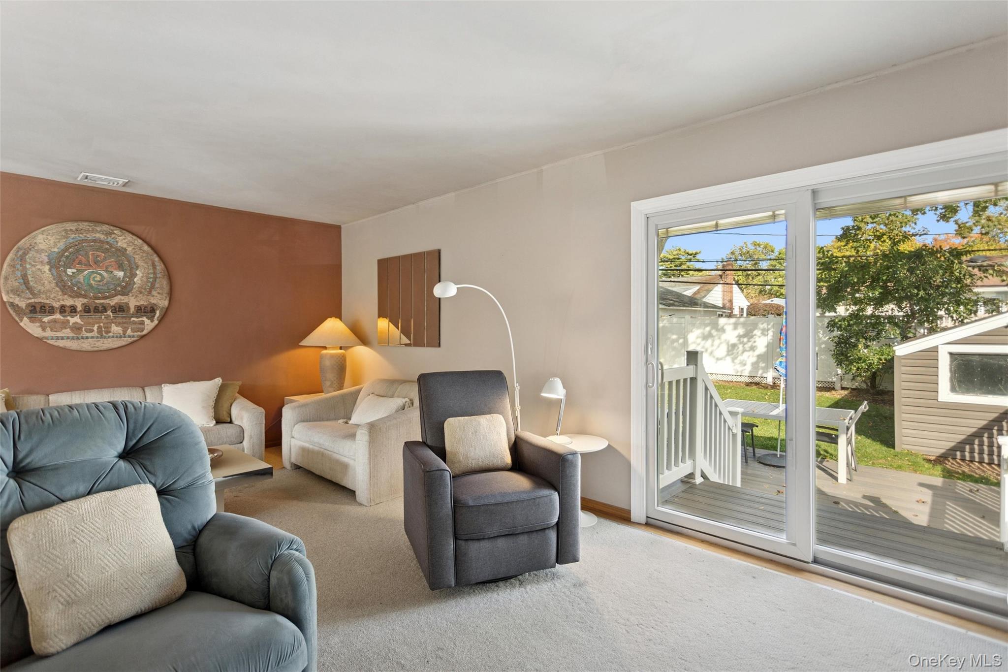 #12 photo, 437 Cedar Lane, ナッソー郡 East Meadow , NY 11554