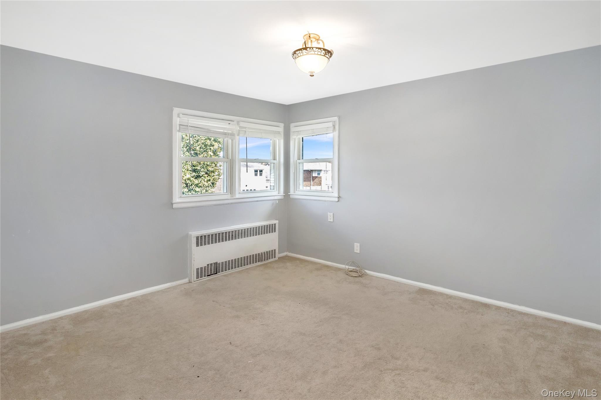 #14 photo, 15 Ingram Drive, Hicksville , NY 11801