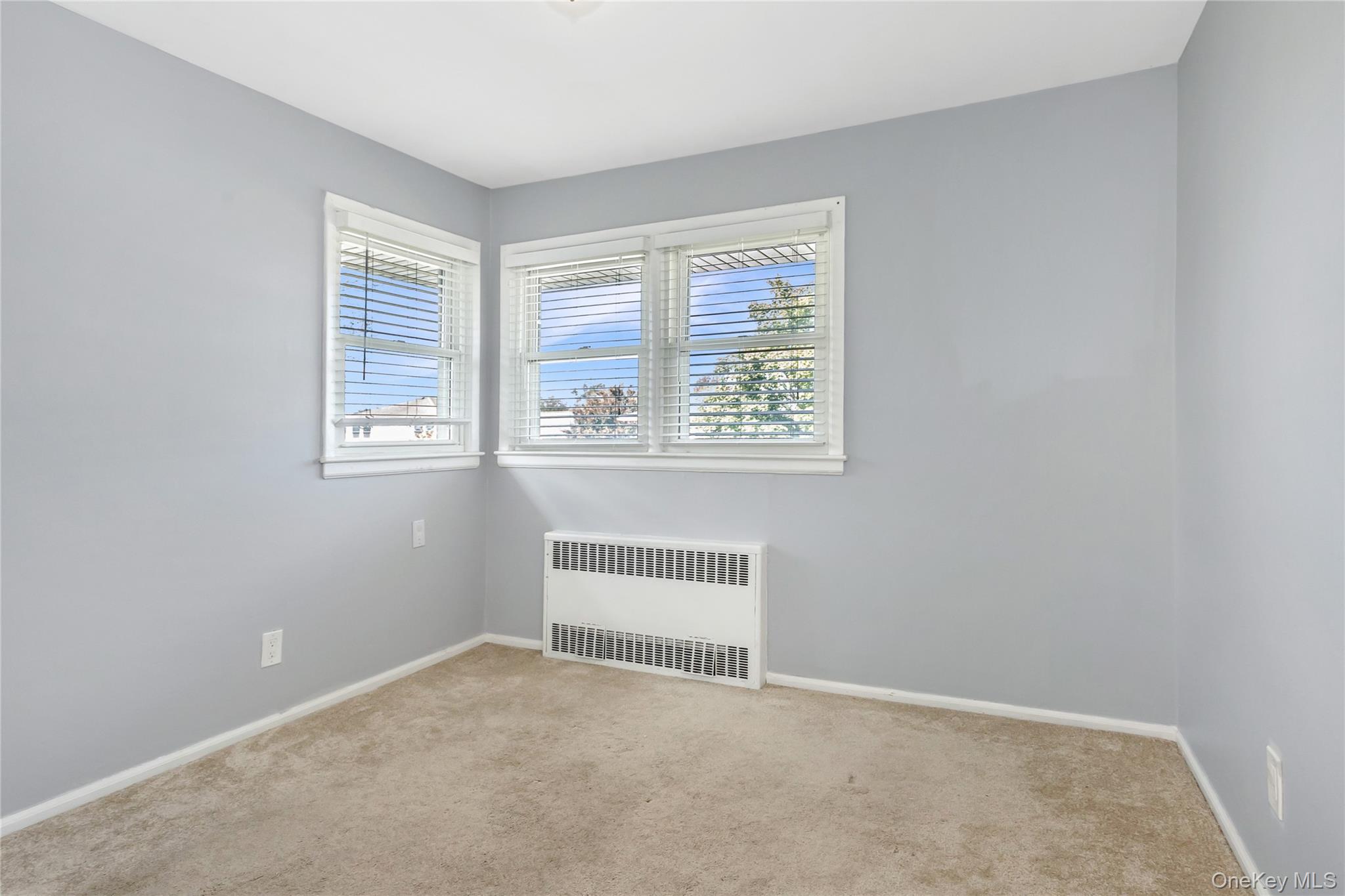 #17 photo, 15 Ingram Drive, Hicksville , NY 11801