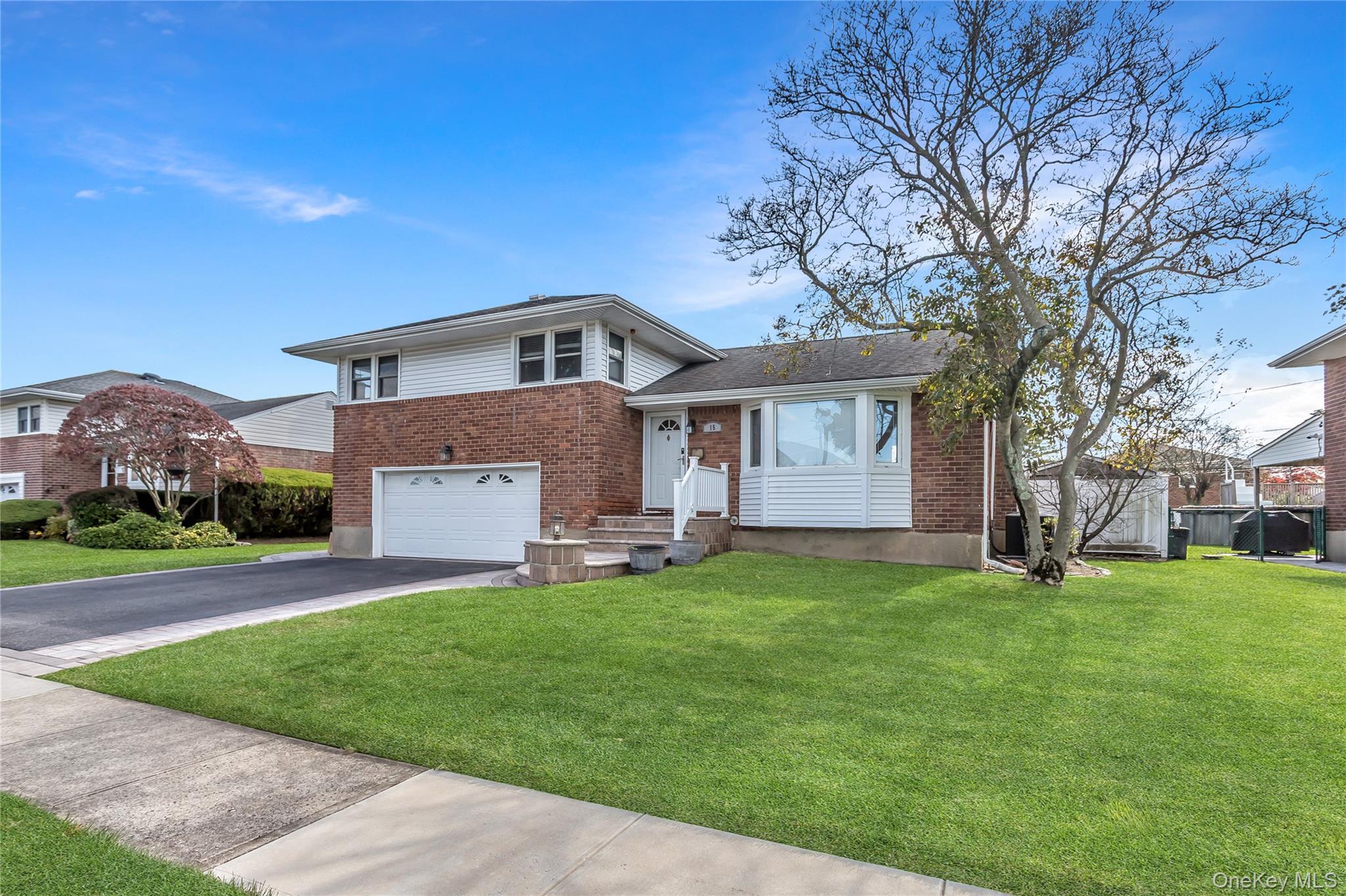 #2 photo, 15 Ingram Drive, Hicksville , NY 11801