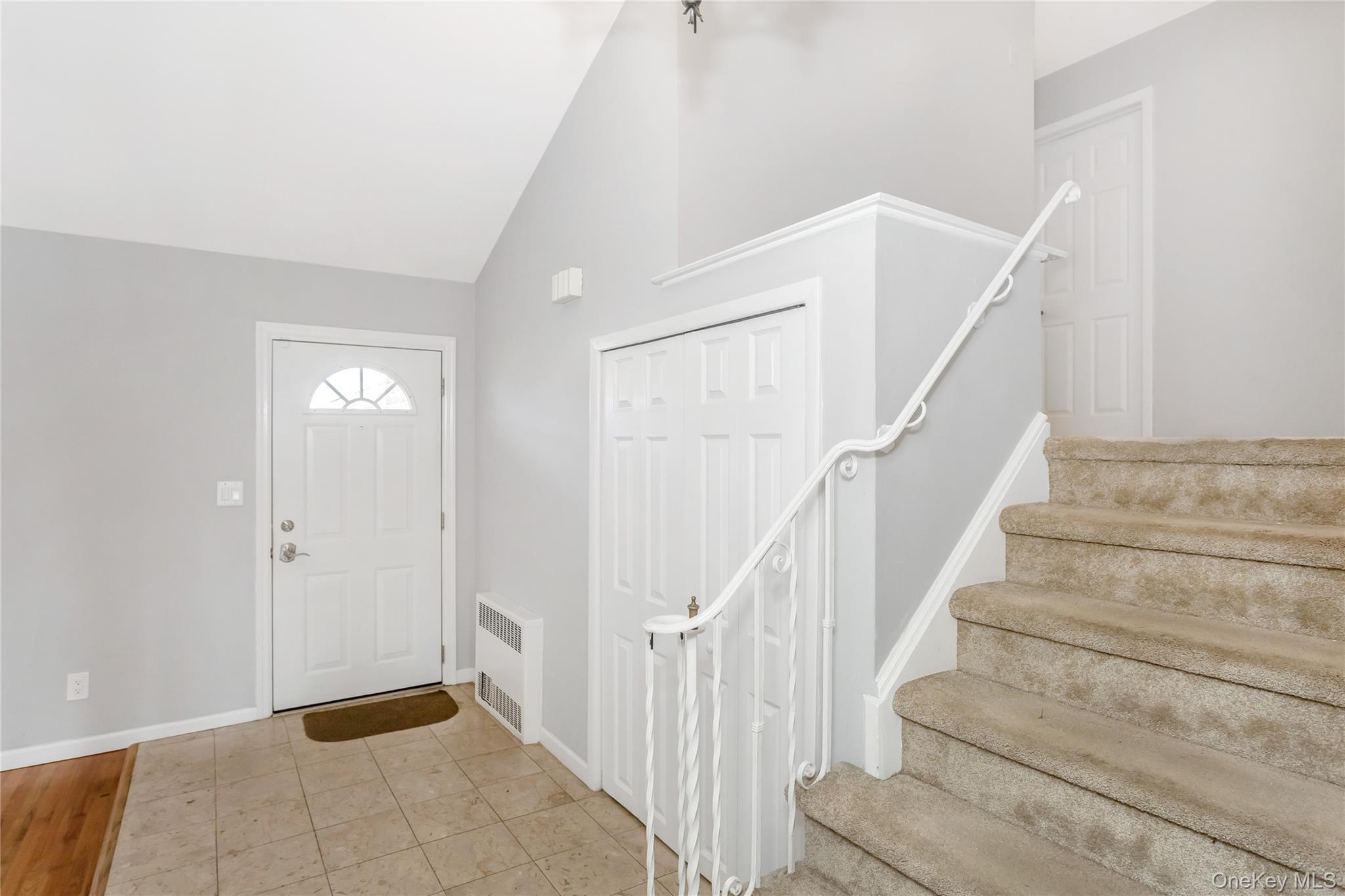 #3 photo, 15 Ingram Drive, Hicksville , NY 11801