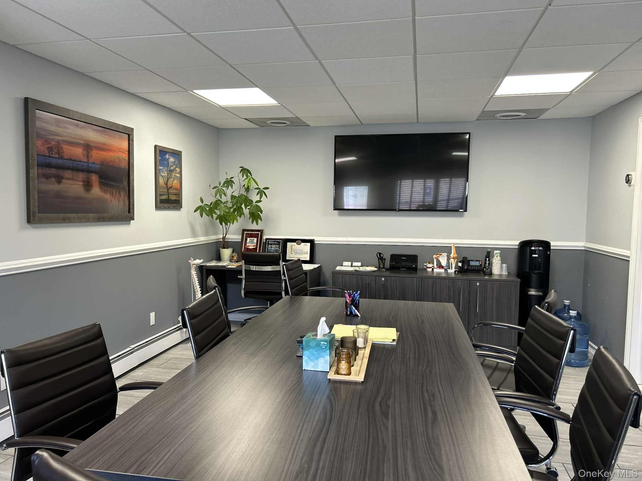 #11 photo, 361 Union Boulevard, West Islip , NY 11795