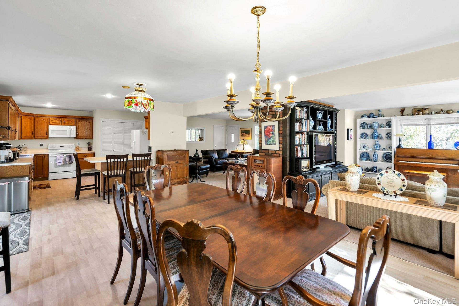 #11 photo, 34 Winston Drive, Smithtown , NY 11787