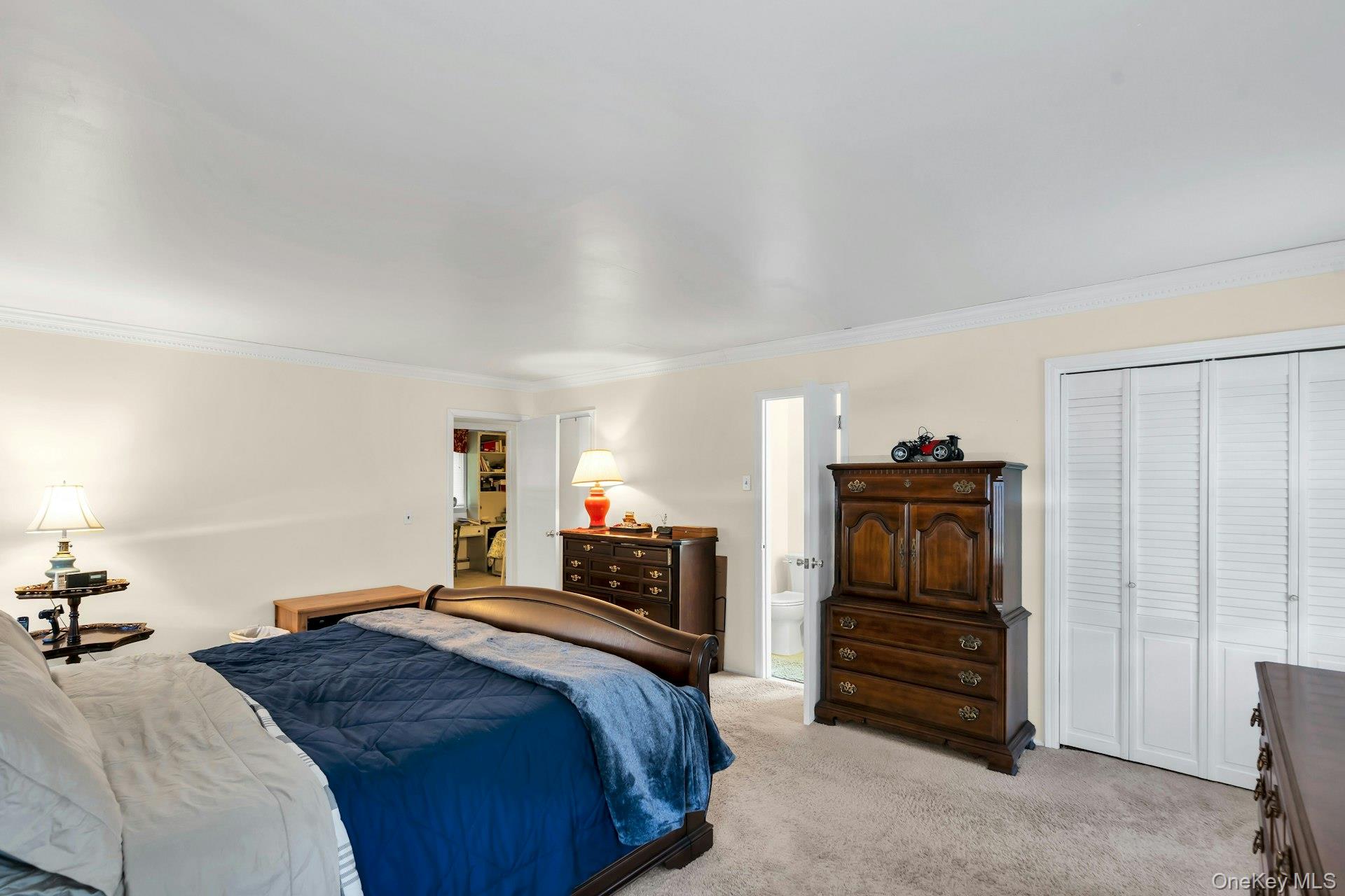 #19 photo, 34 Winston Drive, Smithtown , NY 11787