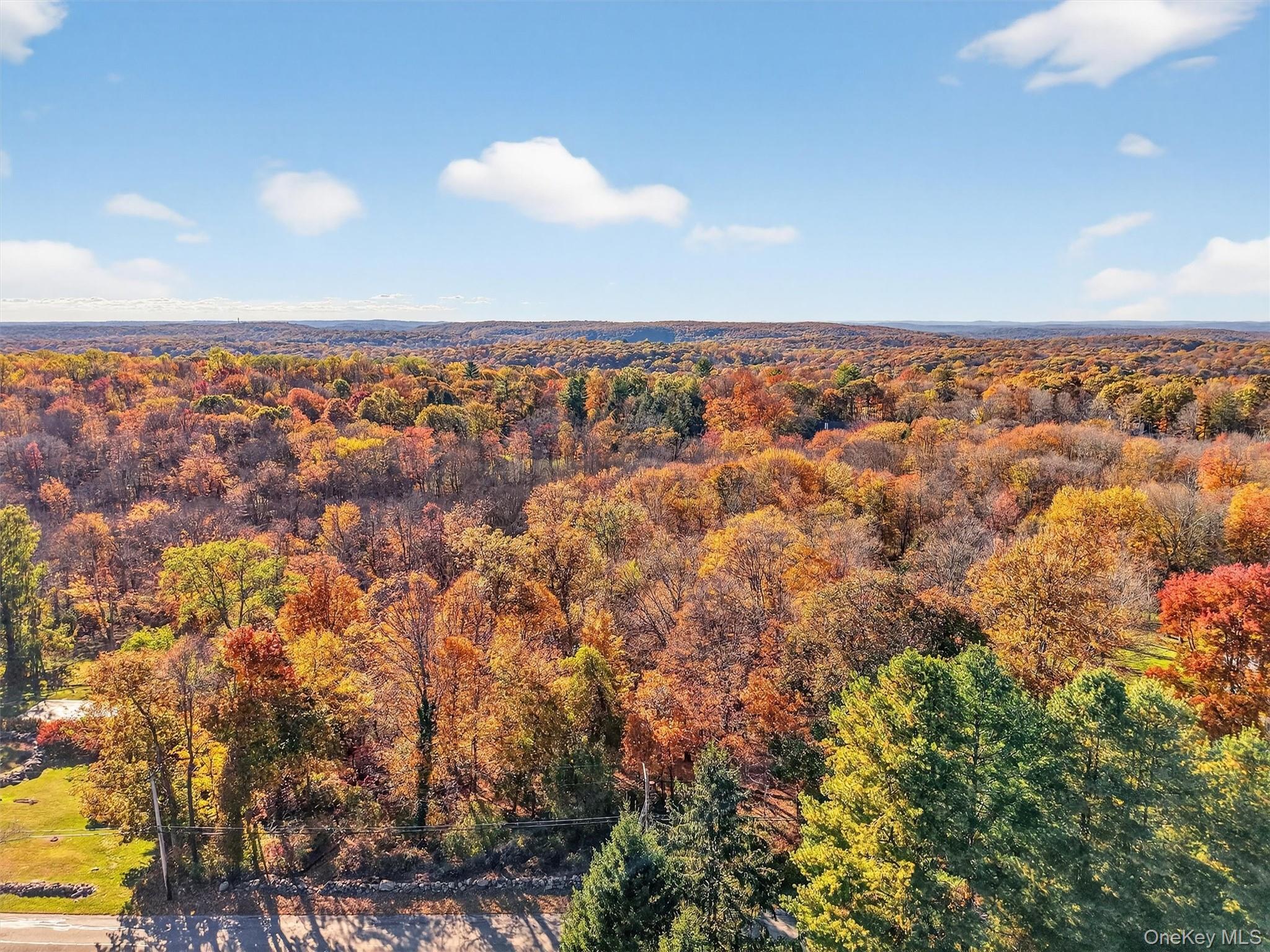 #1 photo, 26 Elmwood Road, South Salem , NY 10590