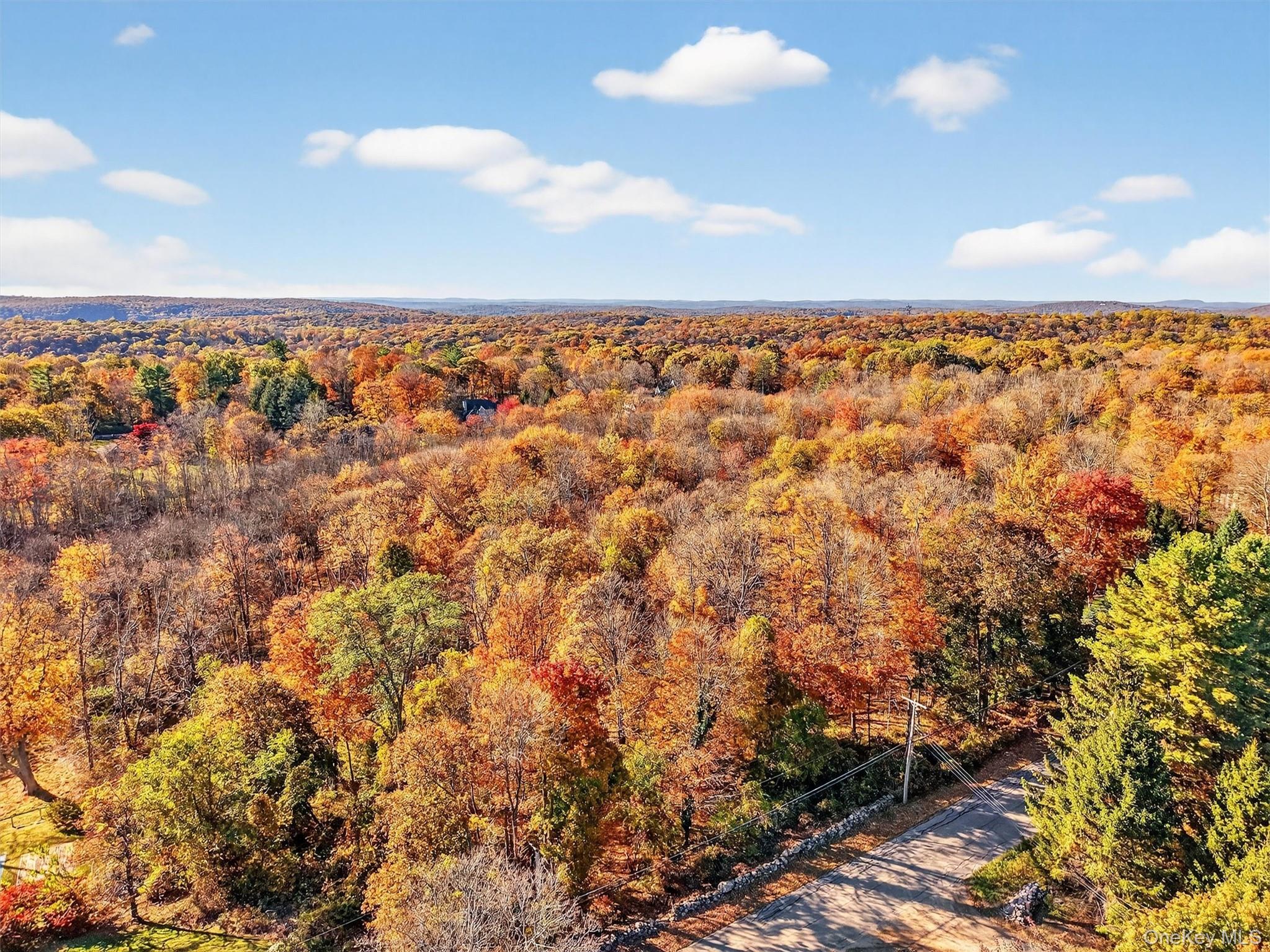 #3 photo, 26 Elmwood Road, South Salem , NY 10590