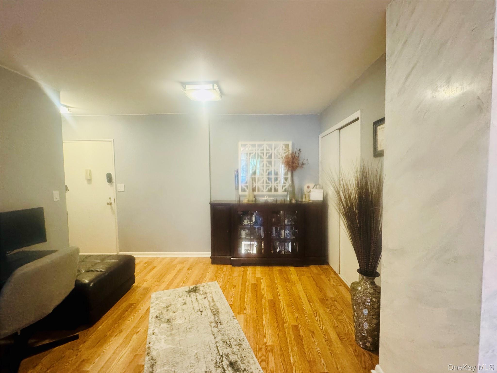 #4 photo, 4705 Henry Hudson Parkway, ブロンクス区 Bronx , NY 10471