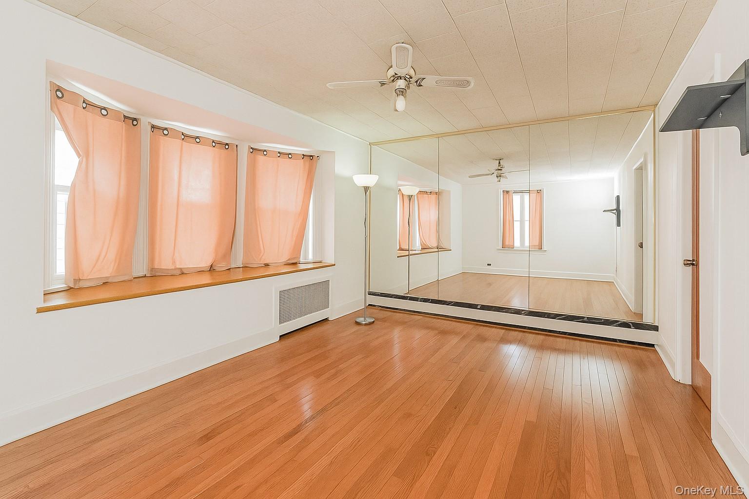 #12 photo, 9302 95th Street Street, Woodhaven , NY 11421