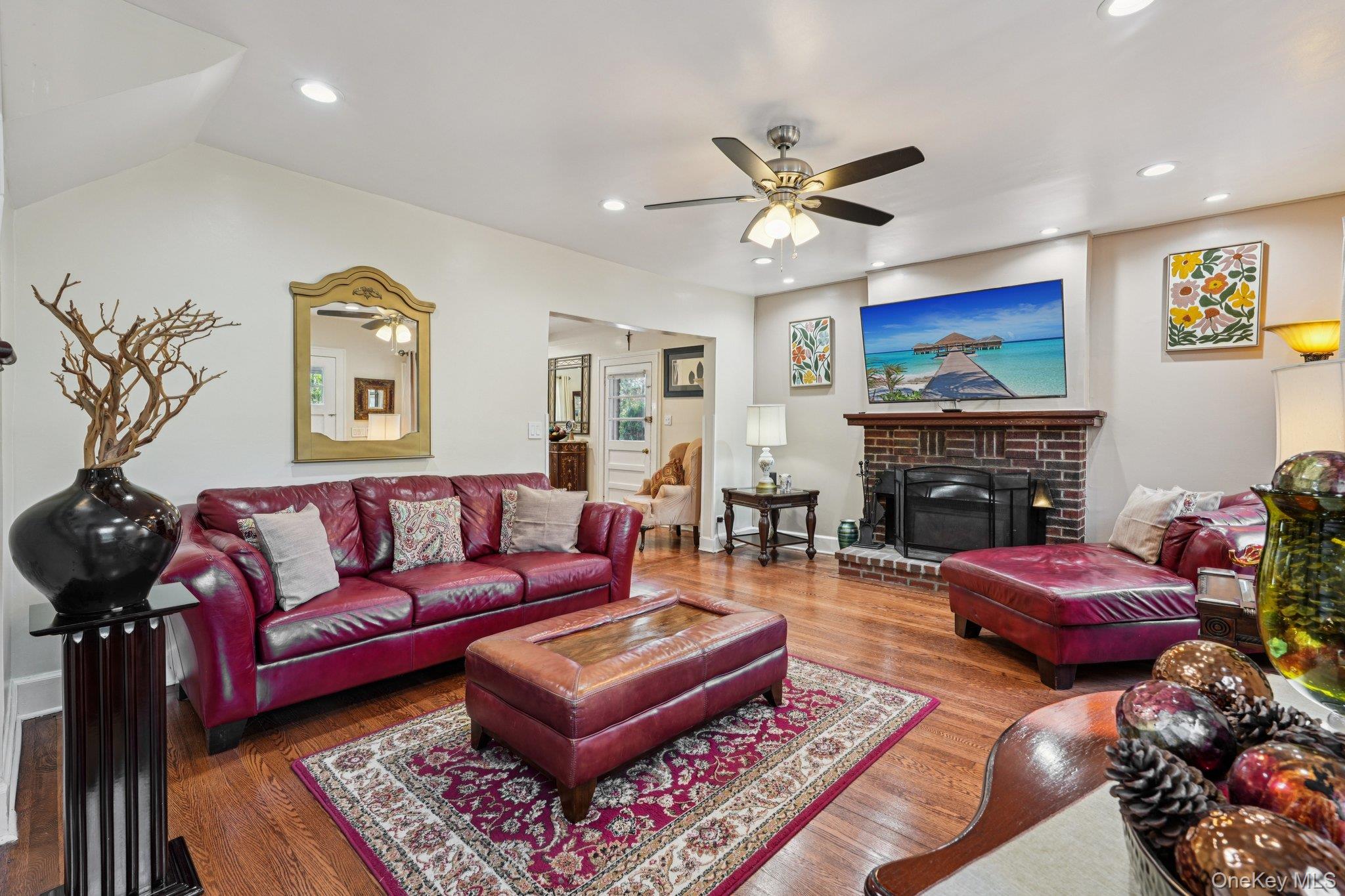 #3 photo, 194 Valentine Street, Yonkers , NY 10704