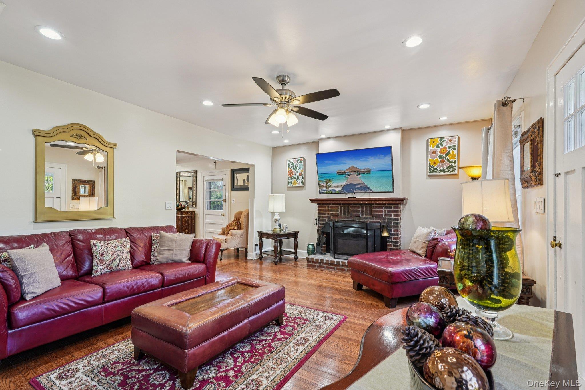 #4 photo, 194 Valentine Street, Yonkers , NY 10704