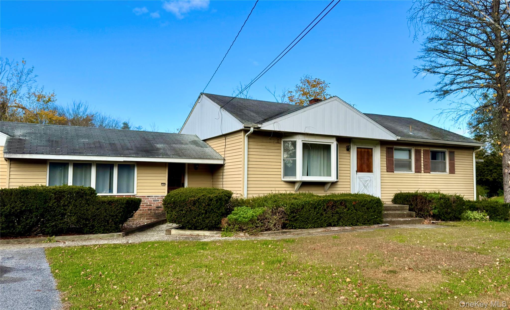 #1 photo, 1063 Violet Avenue, Hyde Park , NY 12538