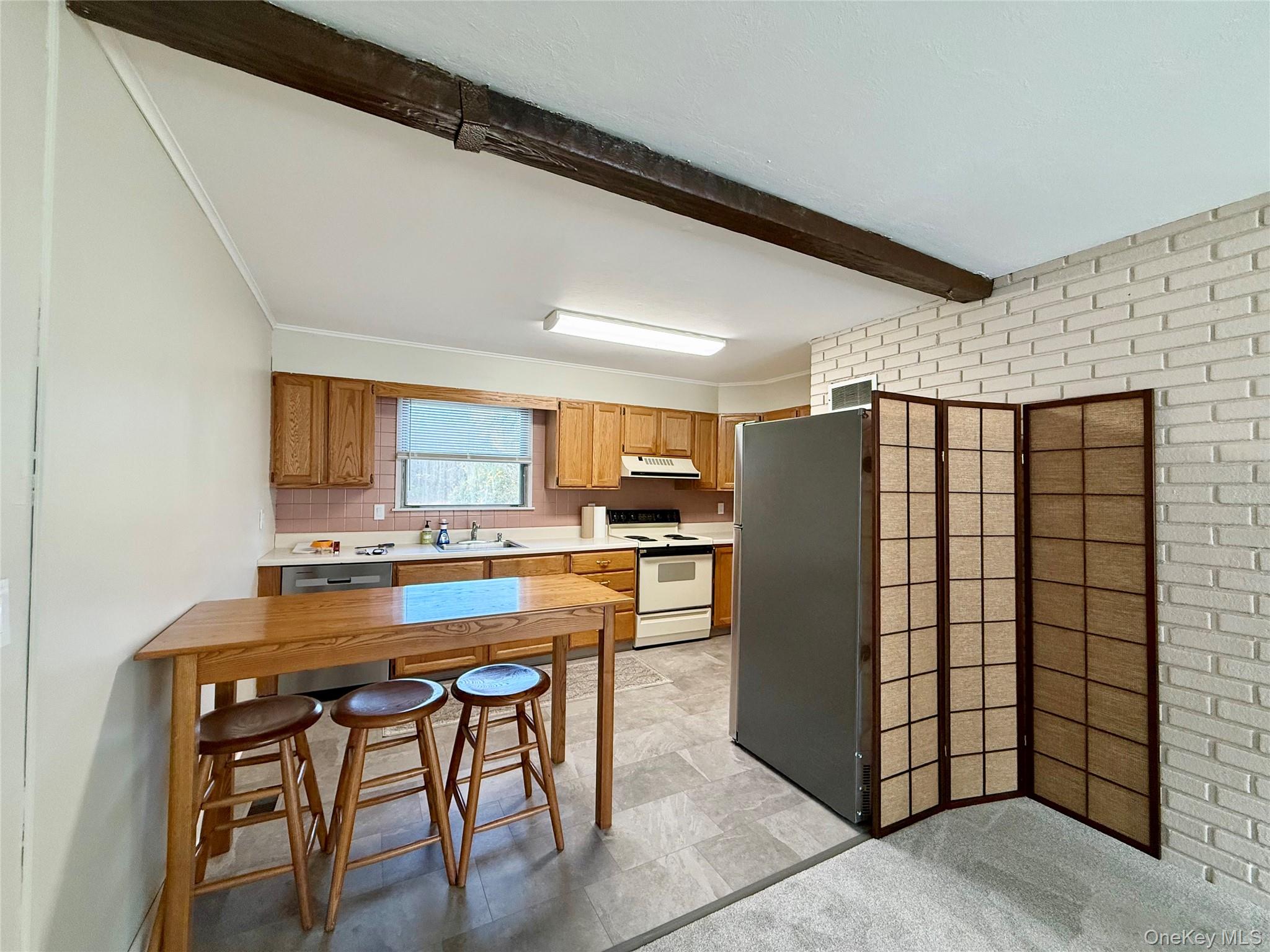 #2 photo, 1063 Violet Avenue, Hyde Park , NY 12538