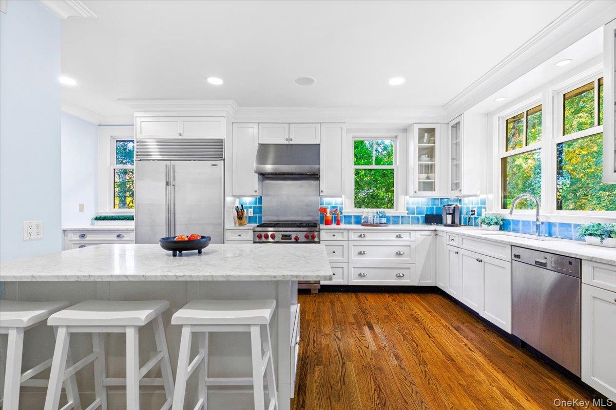 #14 photo, 1017 The Parkway, Mamaroneck , NY 10543