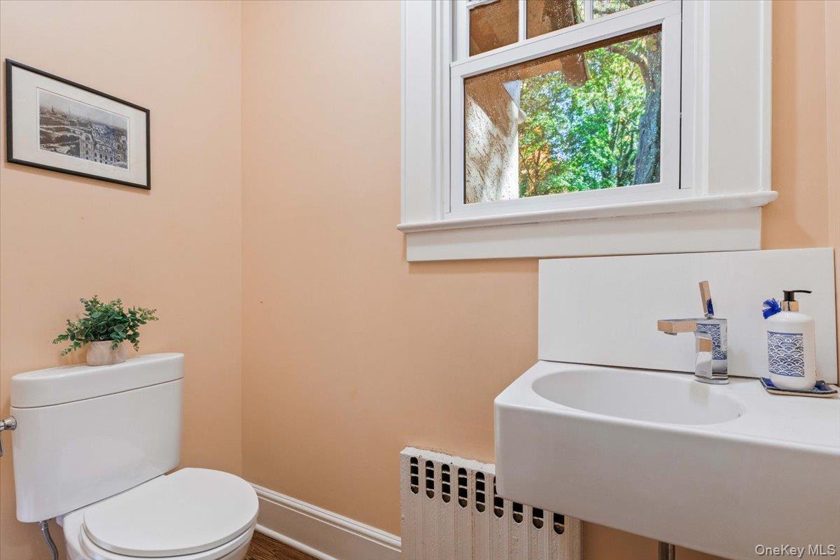 #16 photo, 1017 The Parkway, Mamaroneck , NY 10543