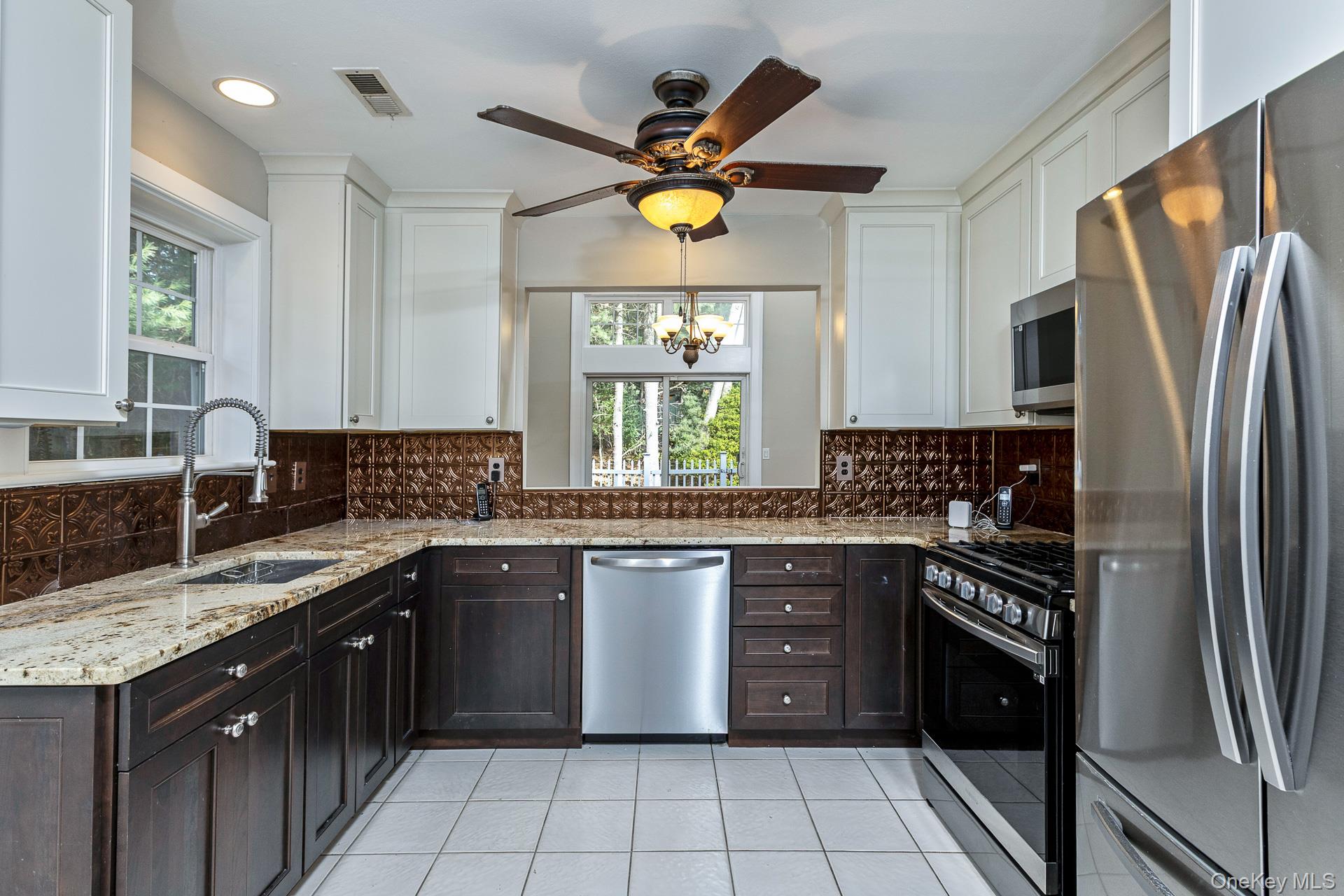 #6 photo, 17 Pidgeon Court, サフォーク郡 Manorville , NY 11949