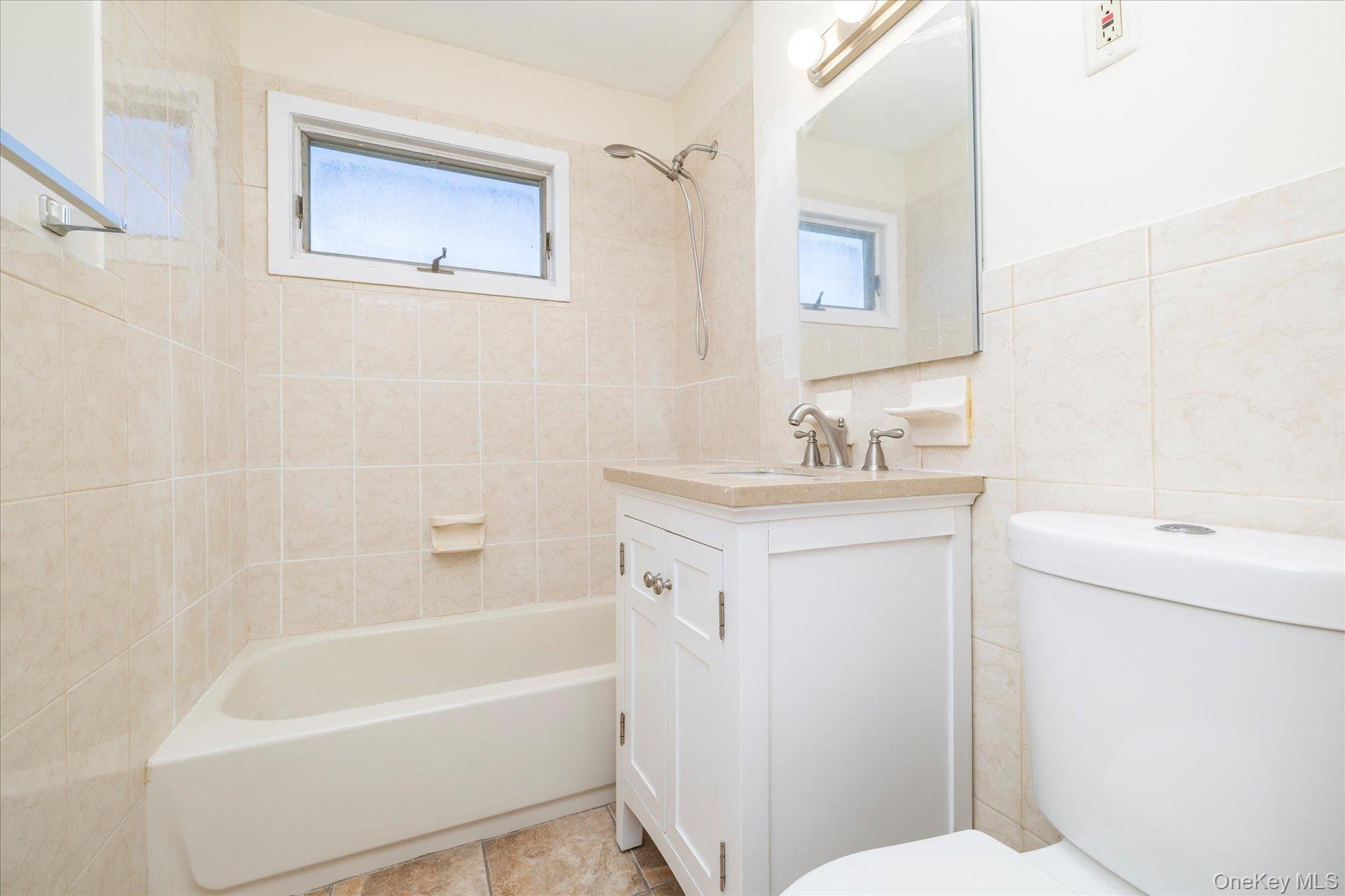 #12 photo, 19 Daley Place, Lynbrook , NY 11563