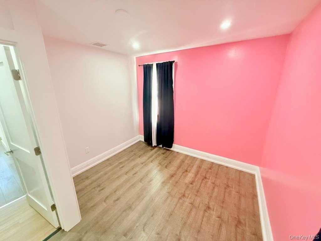 #14 photo, 14 Parsons Drive, ナッソー郡 Hempstead , NY 11550