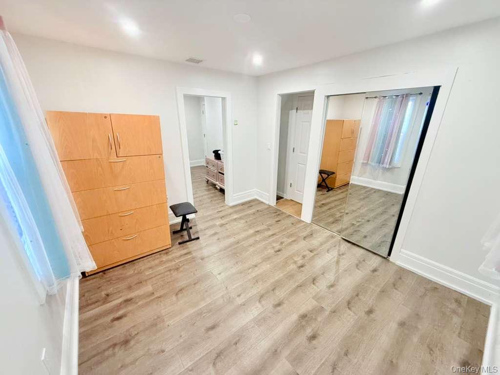 #17 photo, 14 Parsons Drive, ナッソー郡 Hempstead , NY 11550