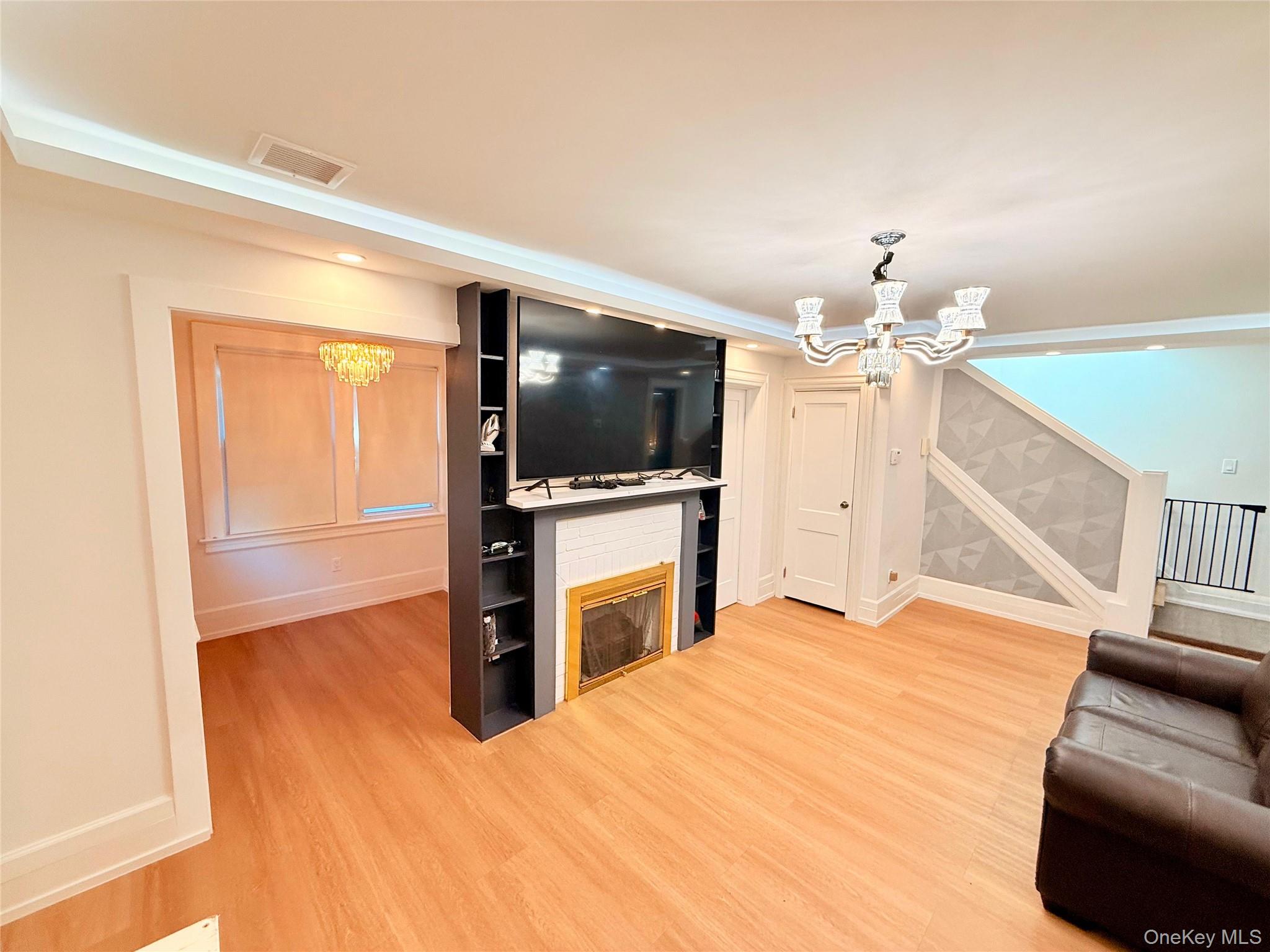 #5 photo, 14 Parsons Drive, ナッソー郡 Hempstead , NY 11550