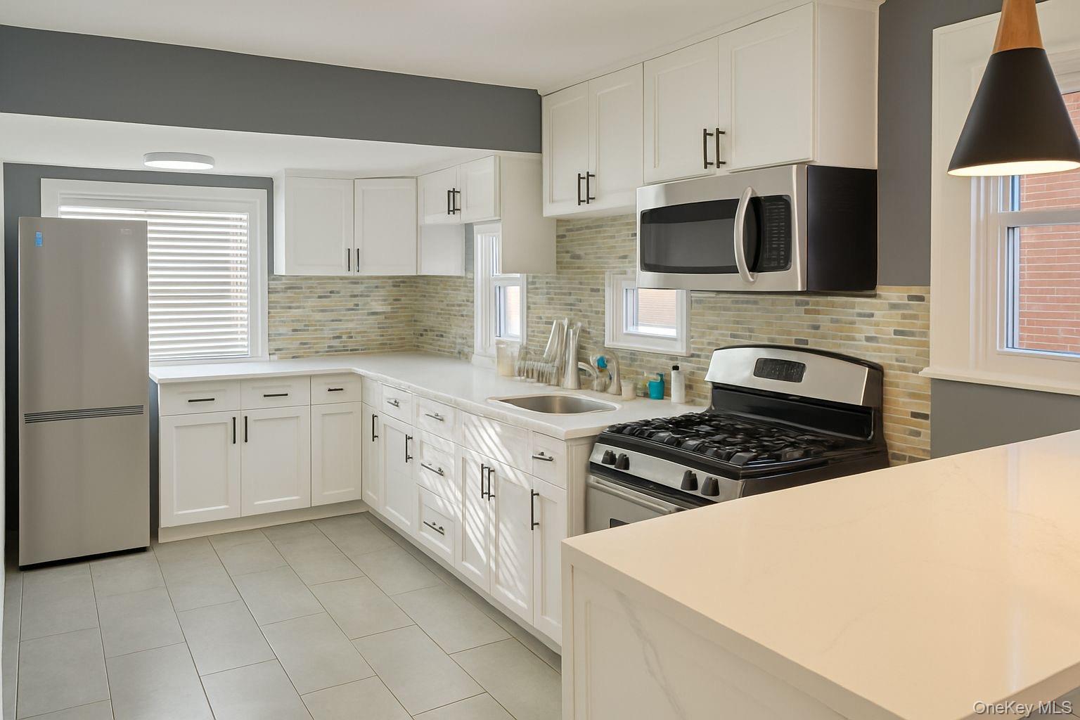 #9 photo, 14 Parsons Drive, ナッソー郡 Hempstead , NY 11550