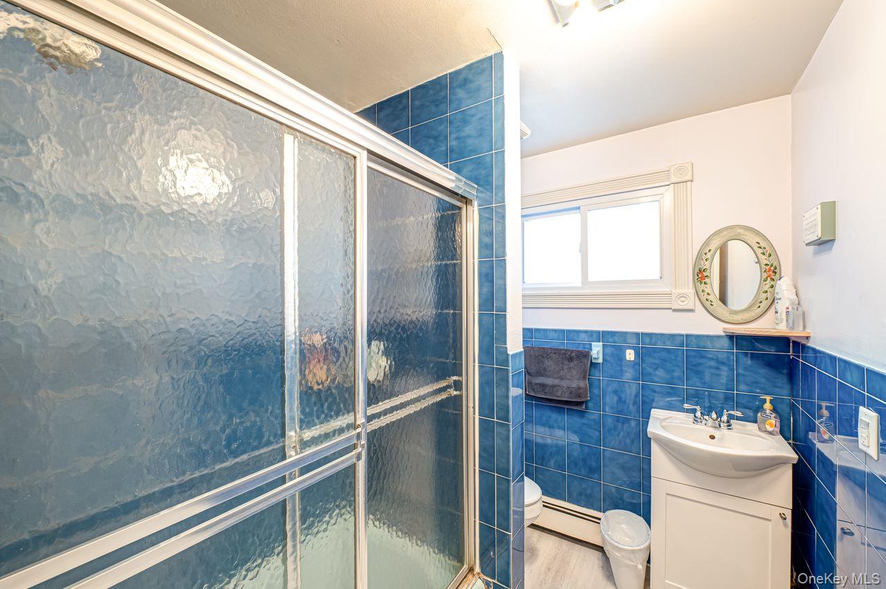 #11 photo, 38 High Street, Roslyn Heights , NY 11577