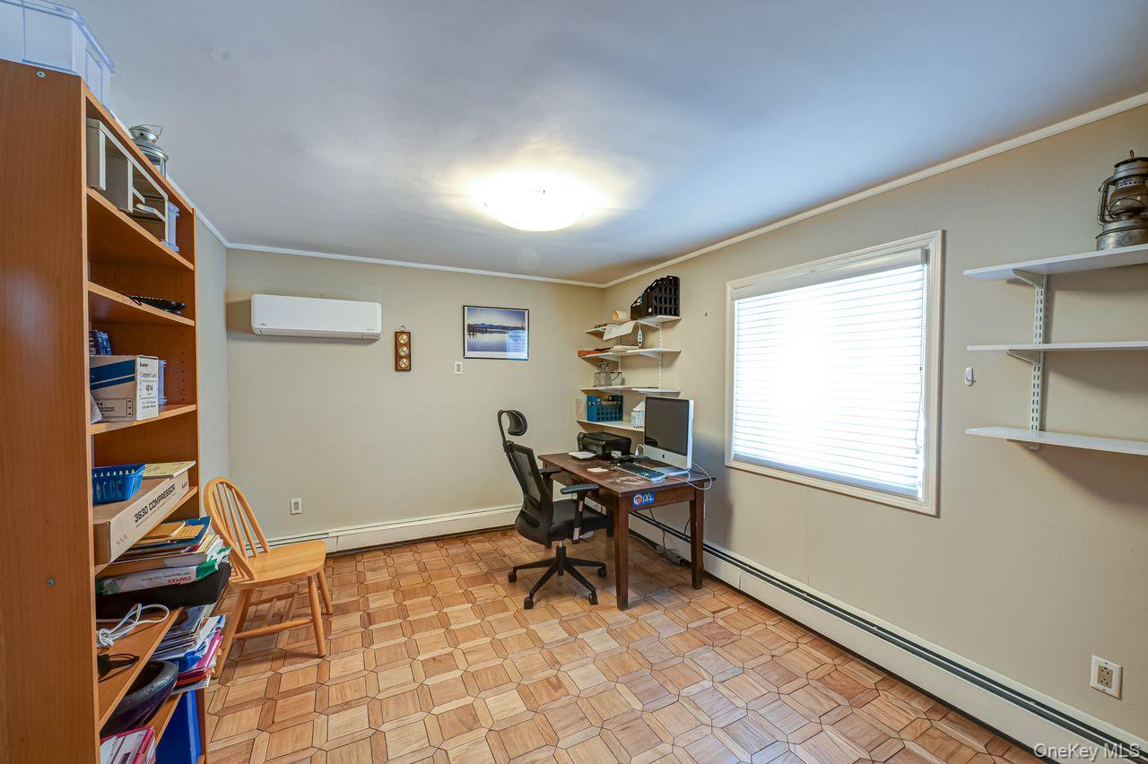 #12 photo, 38 High Street, Roslyn Heights , NY 11577