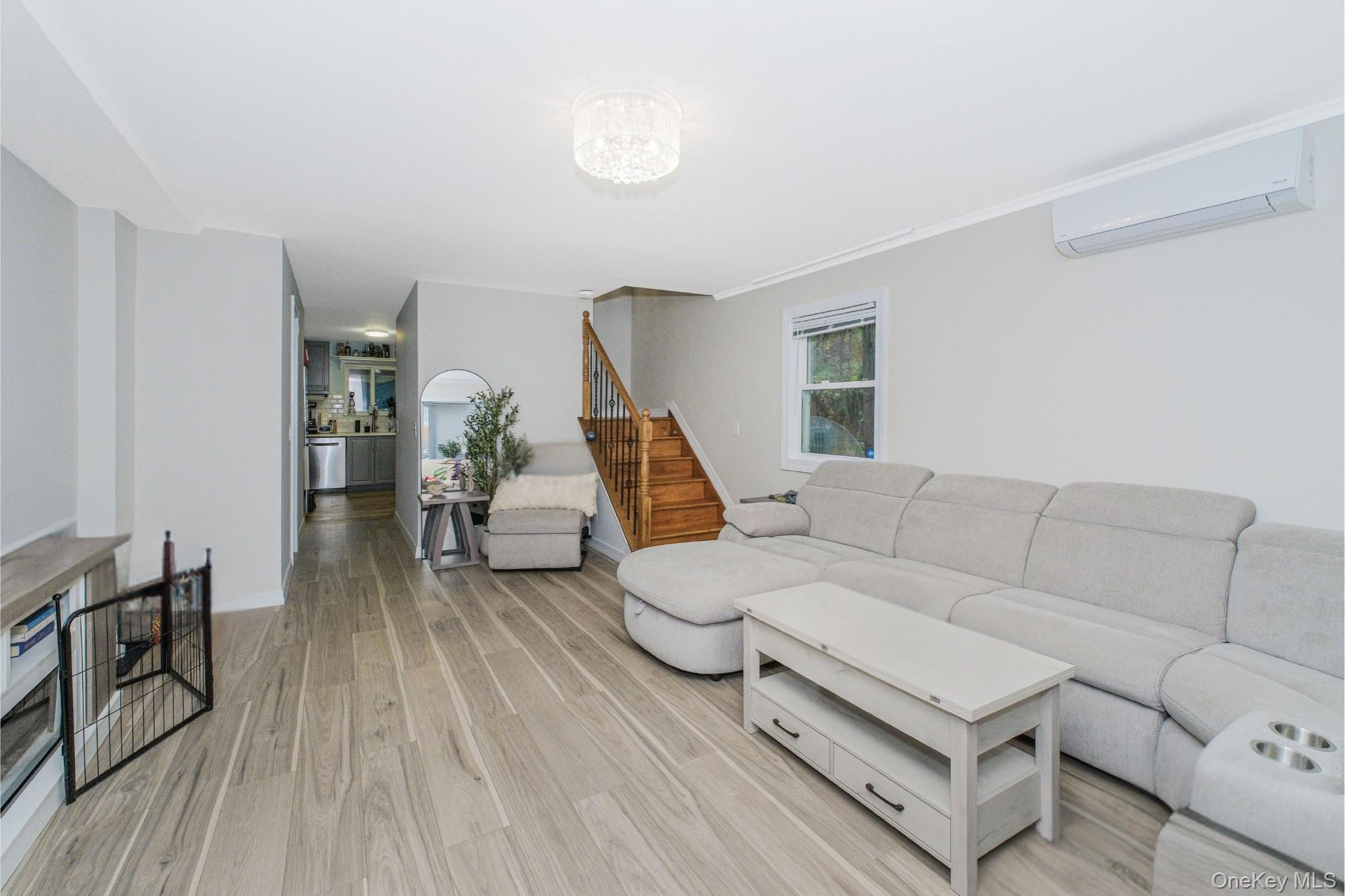 #3 photo, 18 Atmore Place, Staten Island , NY 10306