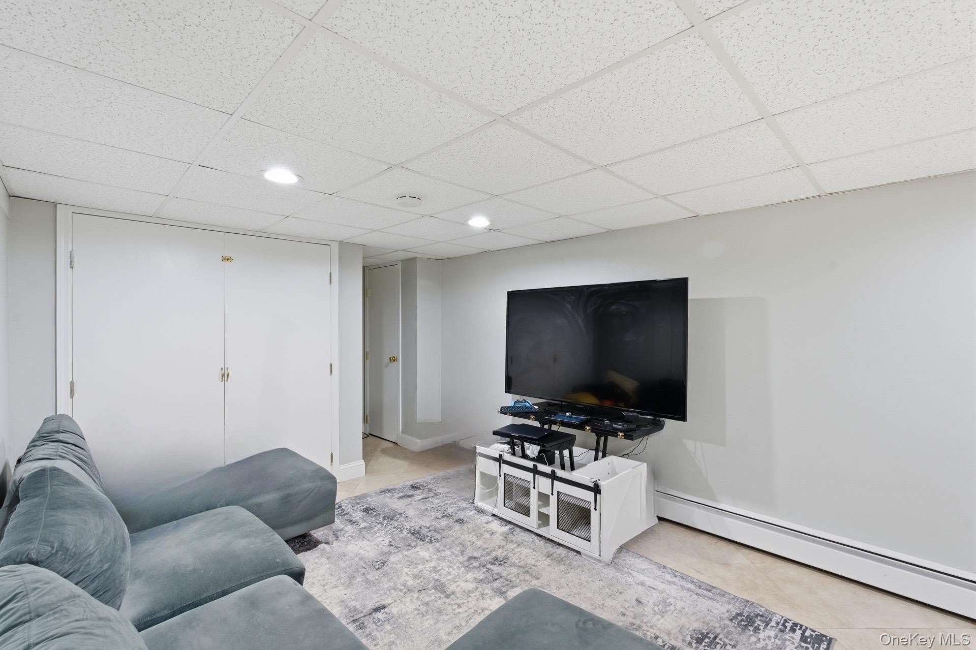 #12 photo, 47 Poplar Street, サフォーク郡 Central Islip , NY 11722