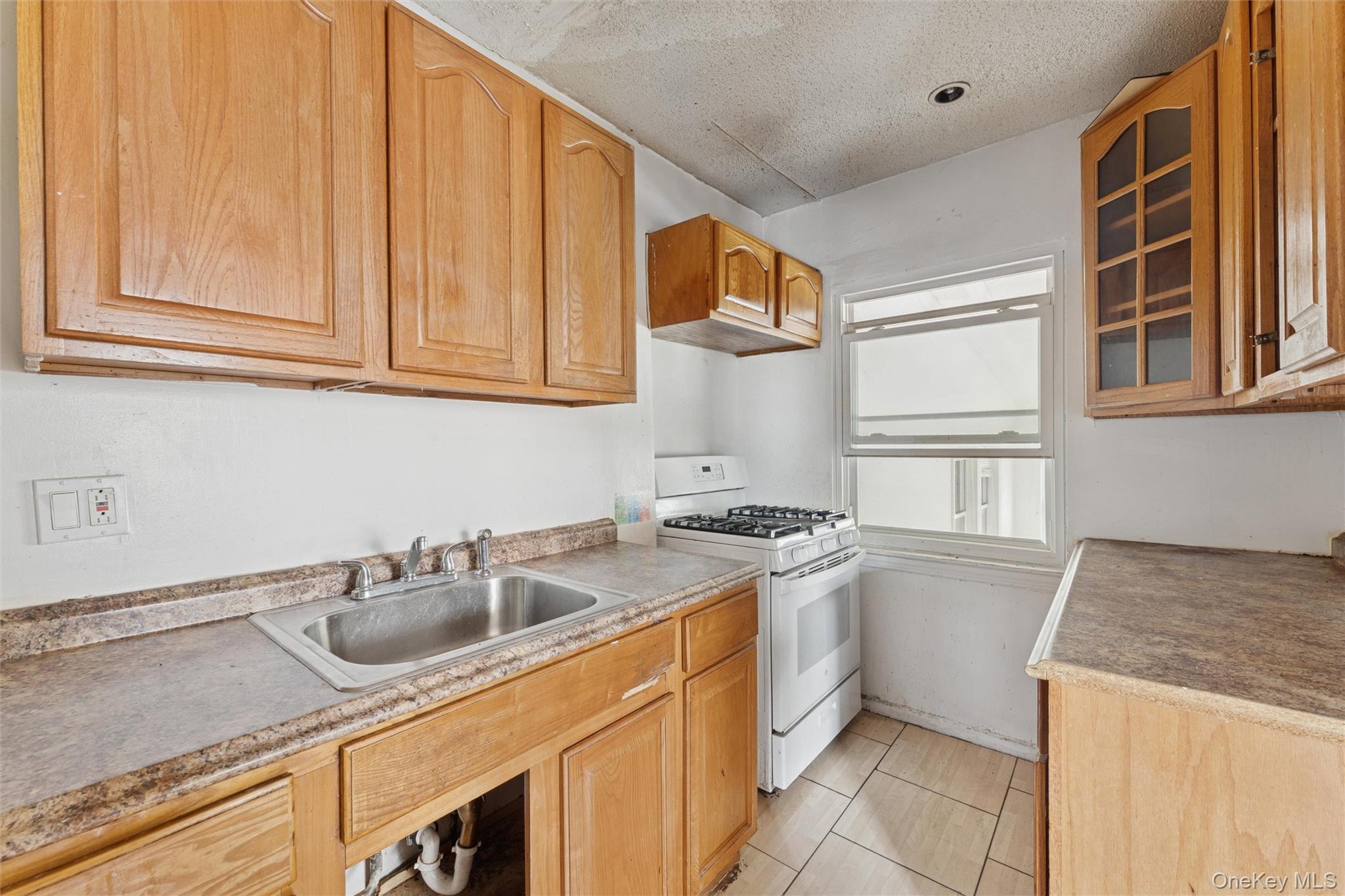 #10 photo, 114-109 228th Street, Cambria Heights , NY 11411