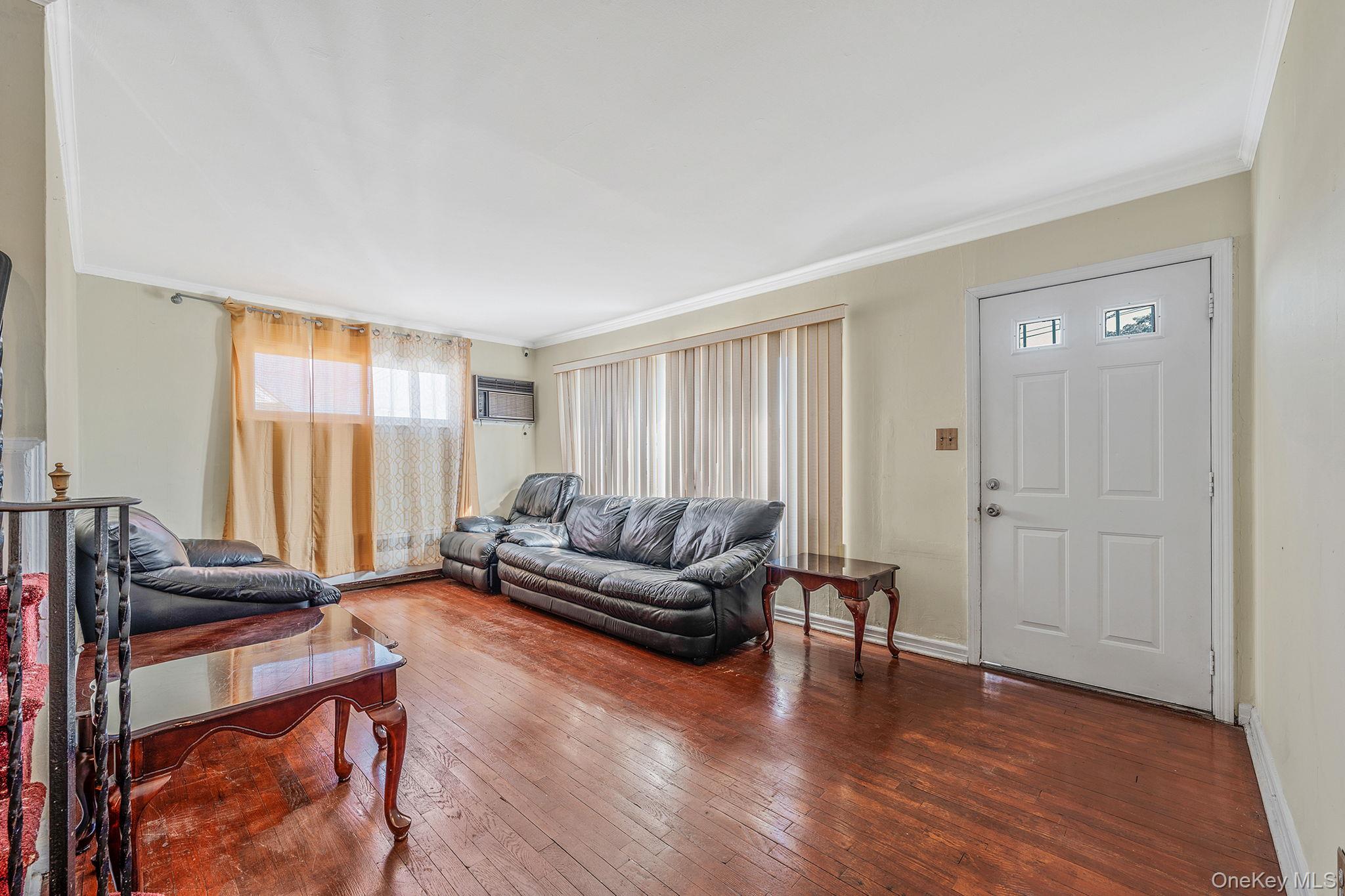 #7 photo, 2001 N Jerusalem Road, ナッソー郡 East Meadow , NY 11554