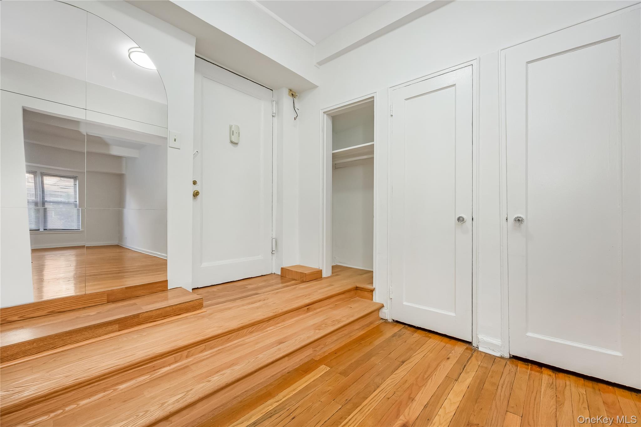 #4 photo, 99-63 66th Avenue, クイーンズ区 Rego Park , NY 11374