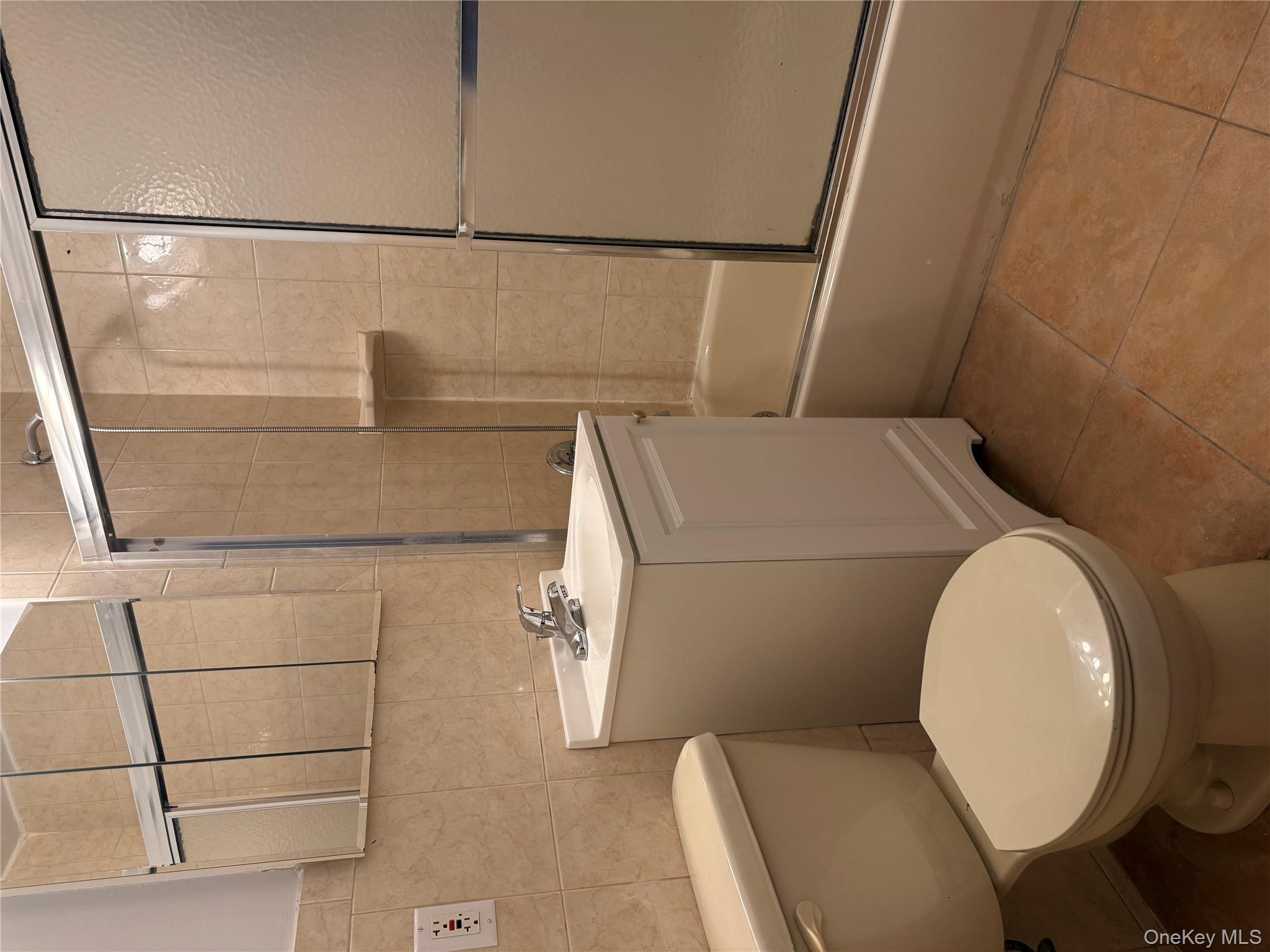 #10 photo, 2530 78th Street, クイーンズ区 East Elmhurst , NY 11370