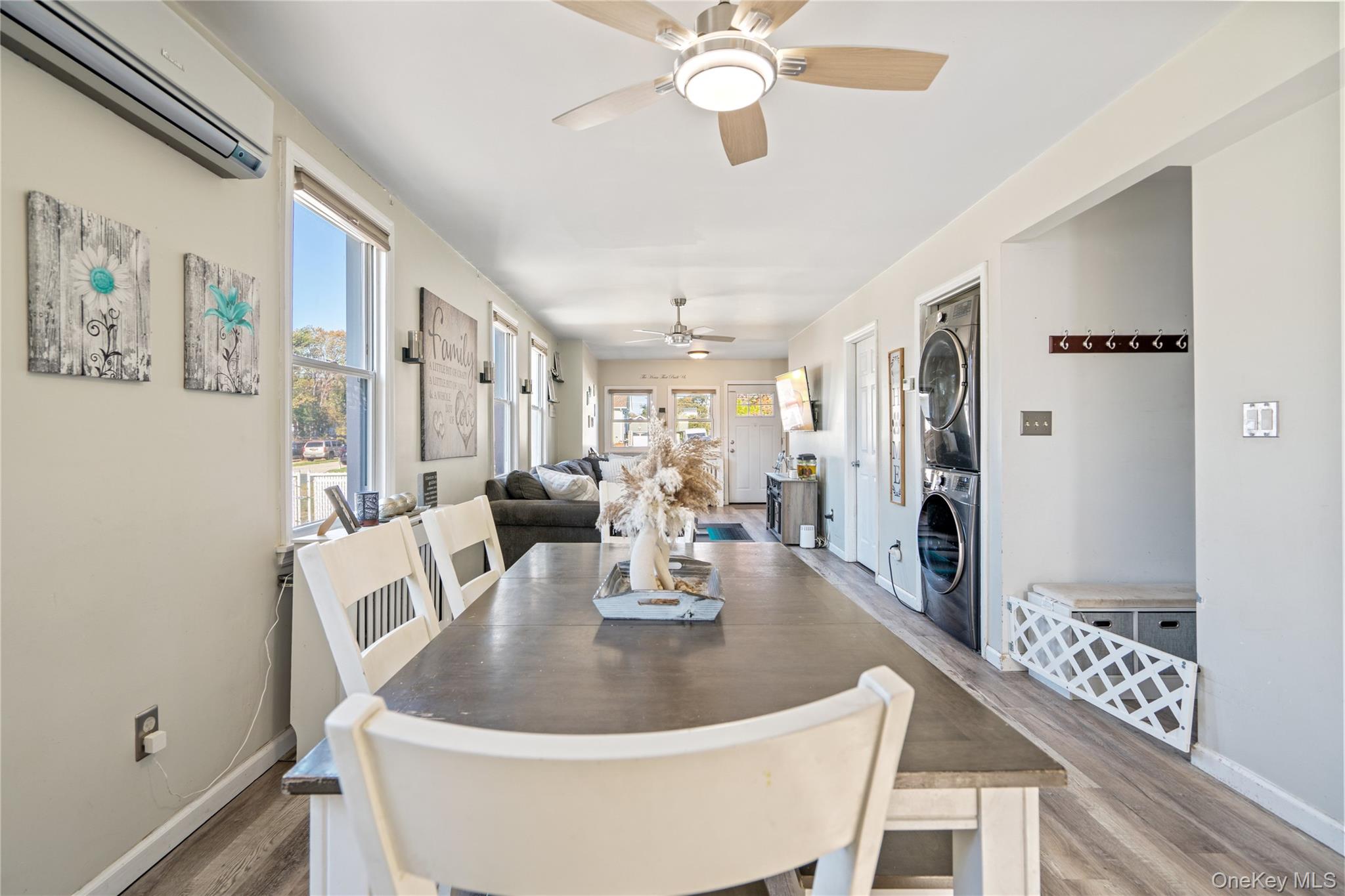 #13 photo, 48 Farmers Avenue, Lindenhurst , NY 11757