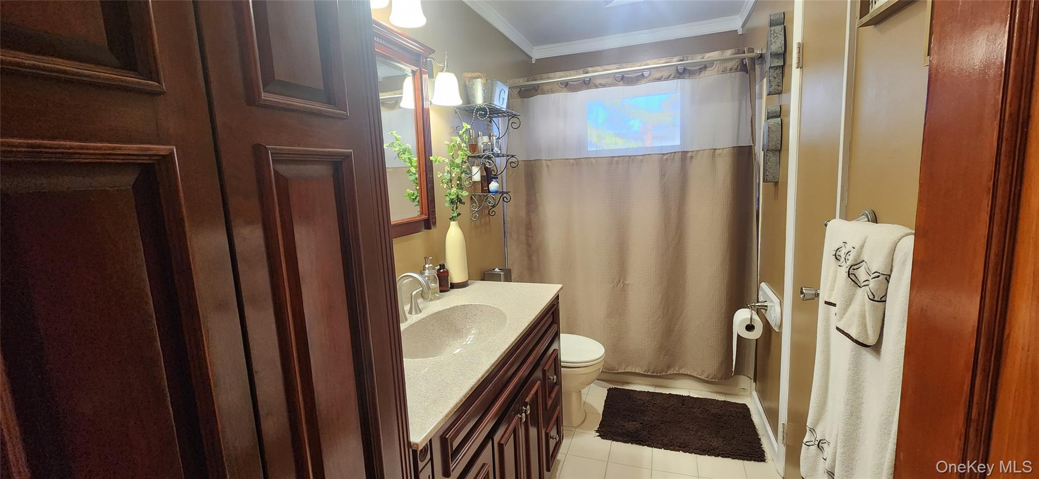 #10 photo, 1567 Grundy Avenue, サフォーク郡 Holbrook , NY 11741