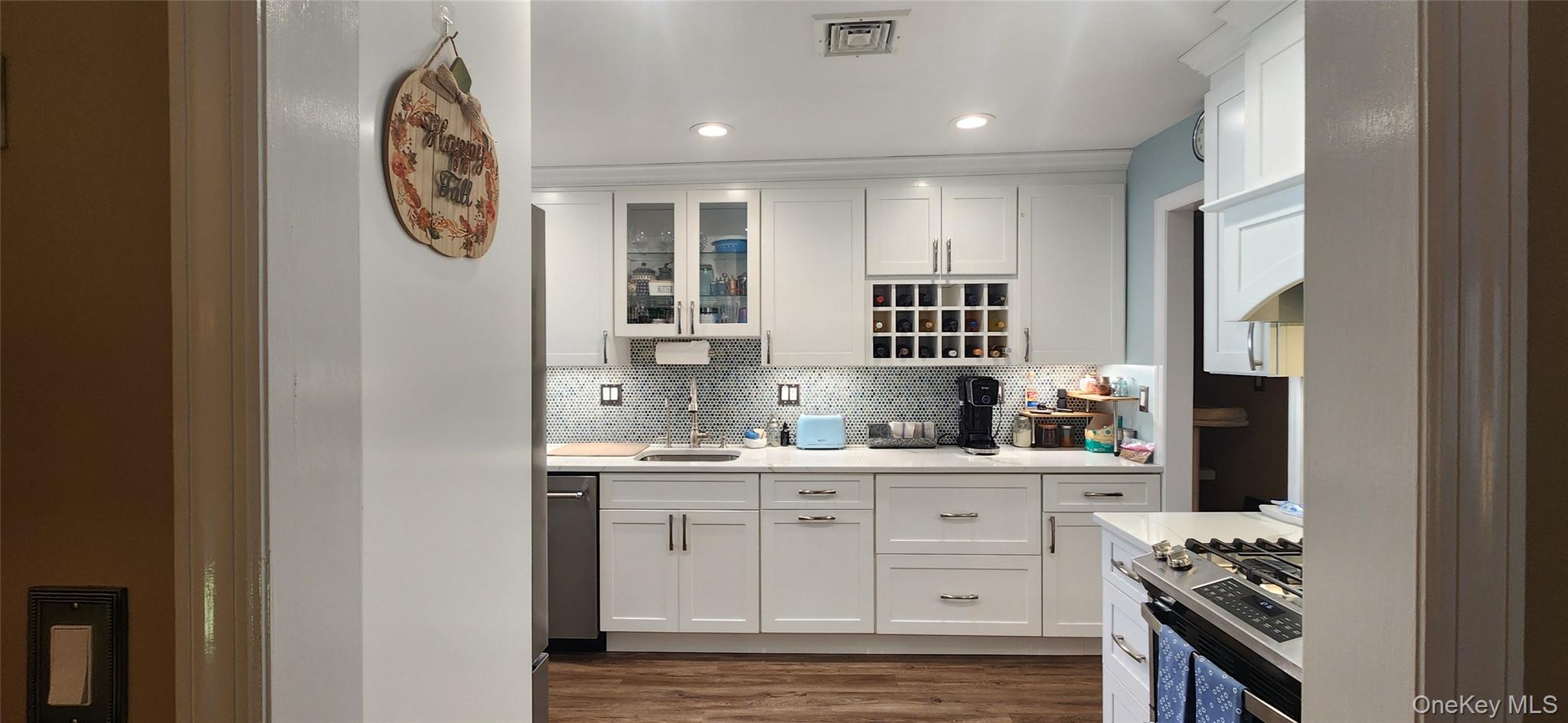 #4 photo, 1567 Grundy Avenue, サフォーク郡 Holbrook , NY 11741