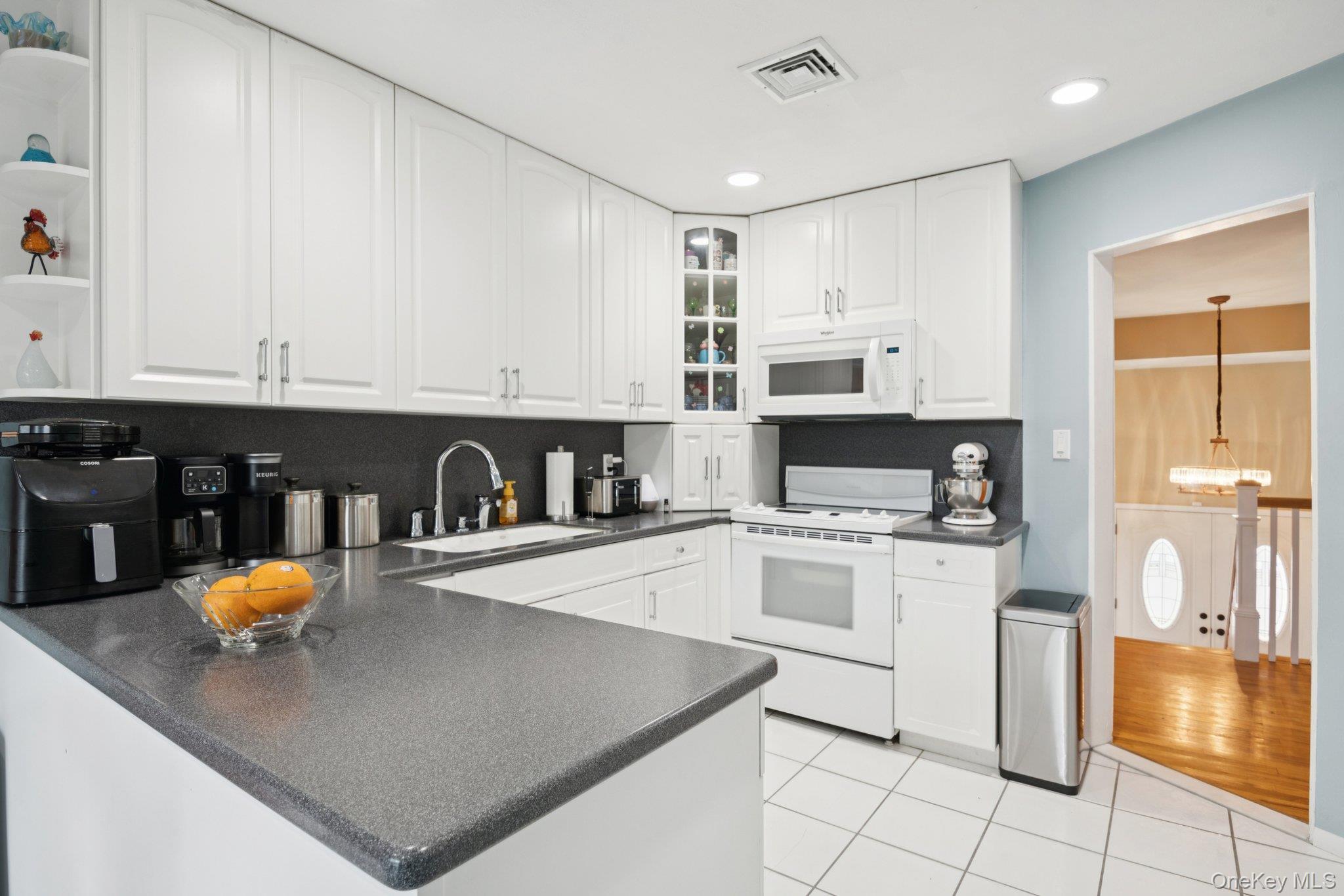 #10 photo, 2794 Judith Drive, Bellmore , NY 11710