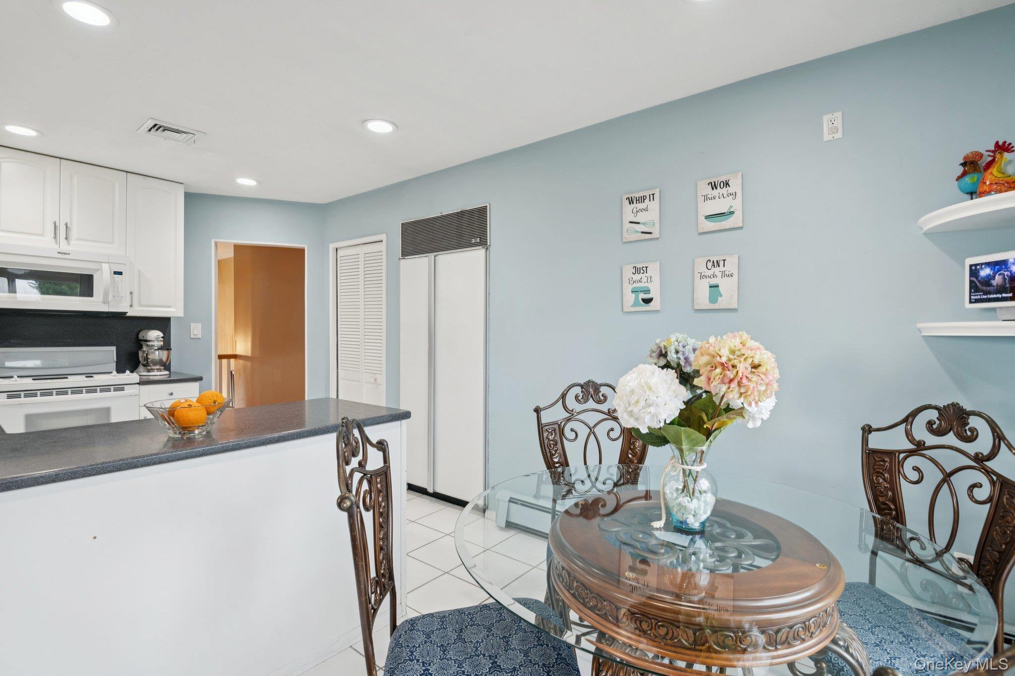 #11 photo, 2794 Judith Drive, Bellmore , NY 11710