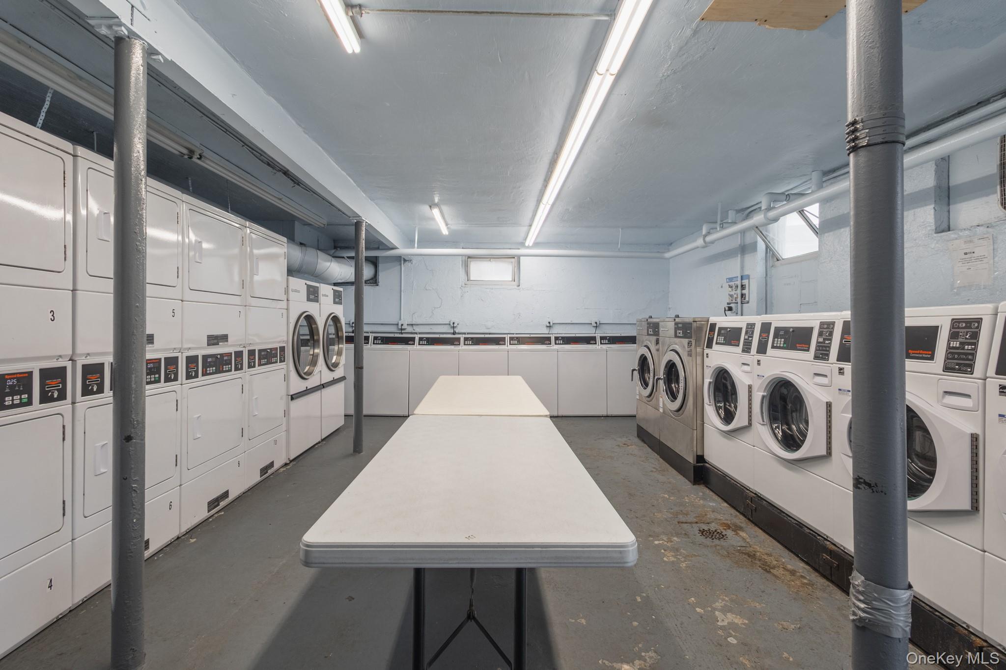 #17 photo, 251-41 71st Road, クイーンズ区 Bellerose , NY 11426