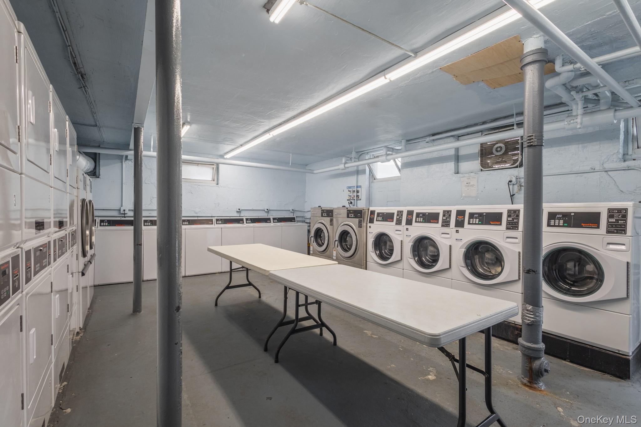 #18 photo, 251-41 71st Road, クイーンズ区 Bellerose , NY 11426