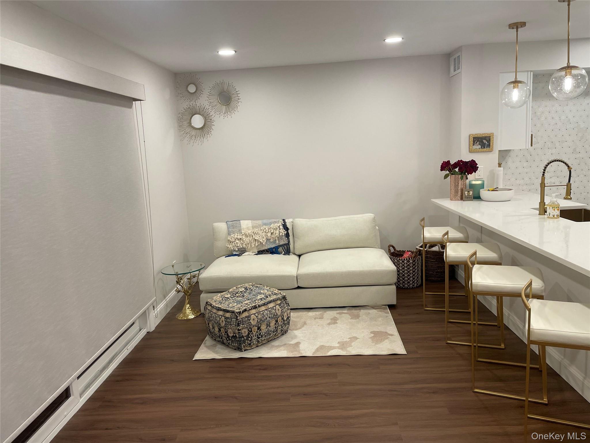 #10 photo, 1 Anchorage Way, Freeport , NY 11520