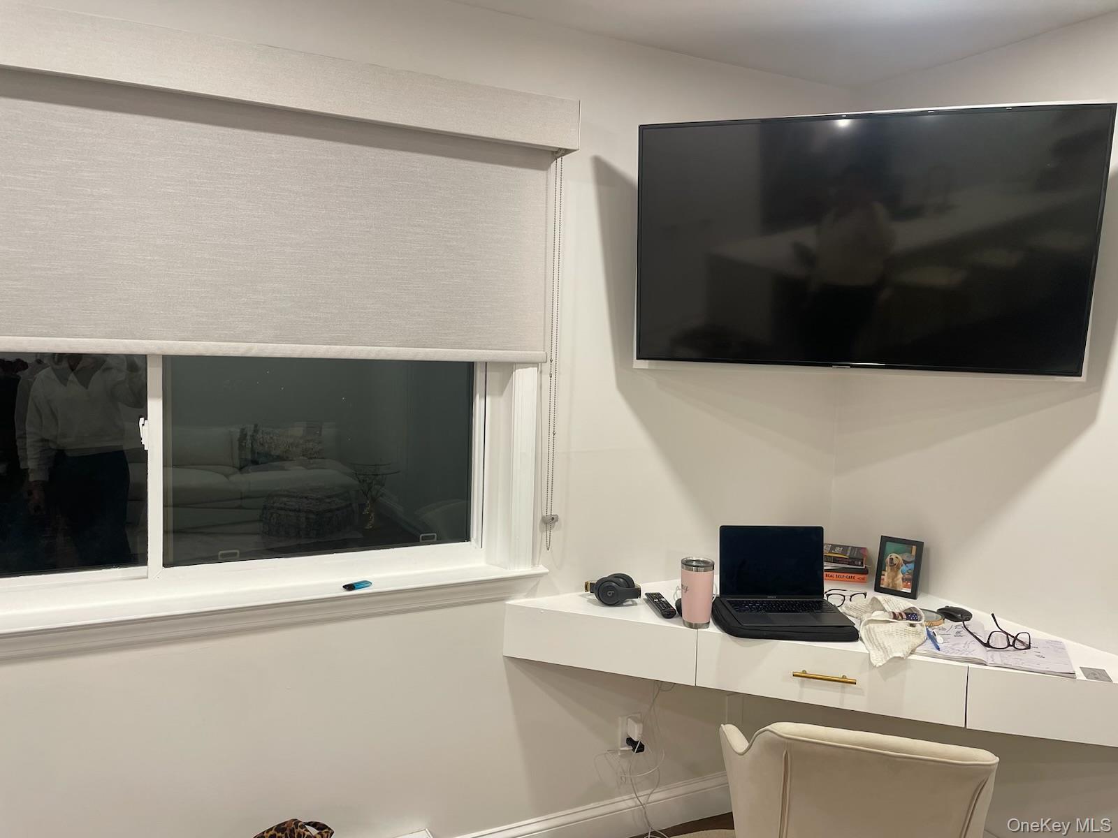 #11 photo, 1 Anchorage Way, Freeport , NY 11520