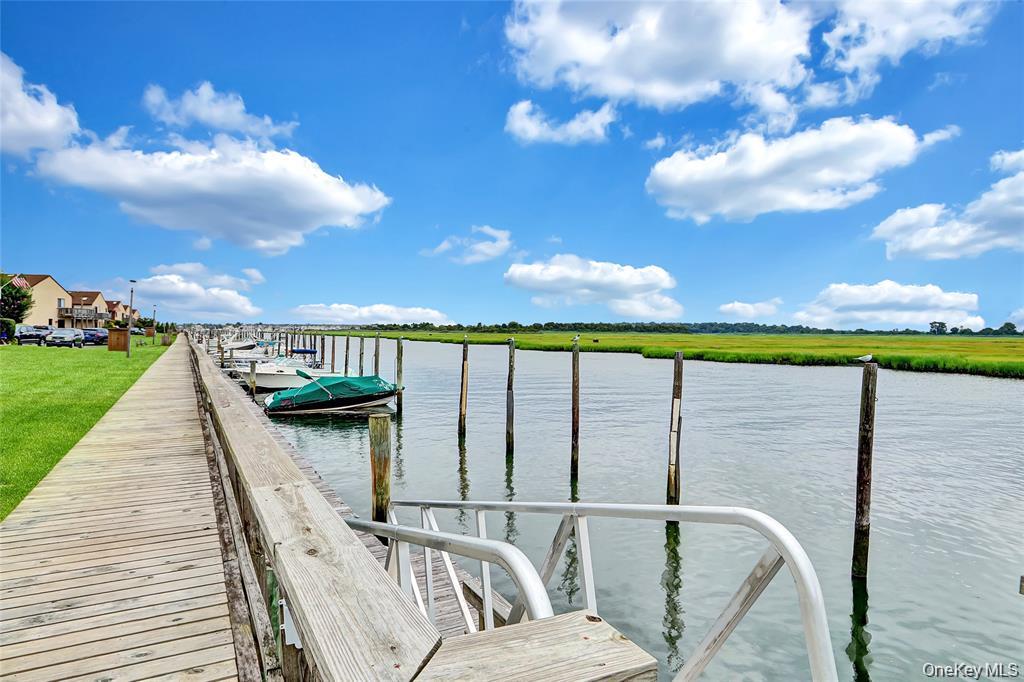 #20 photo, 1 Anchorage Way, Freeport , NY 11520