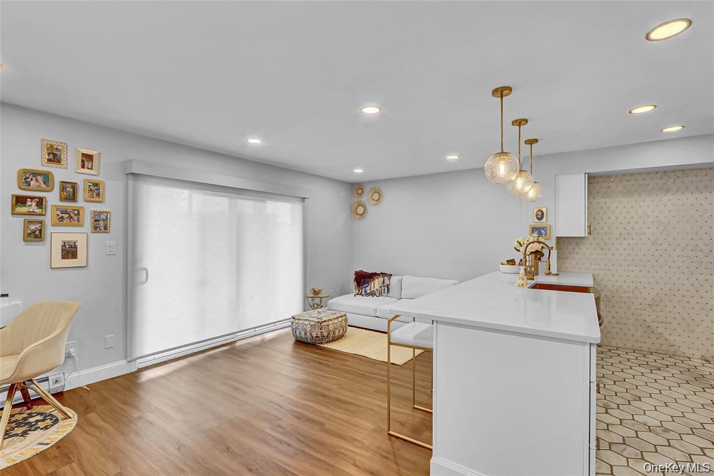 #5 photo, 1 Anchorage Way, Freeport , NY 11520