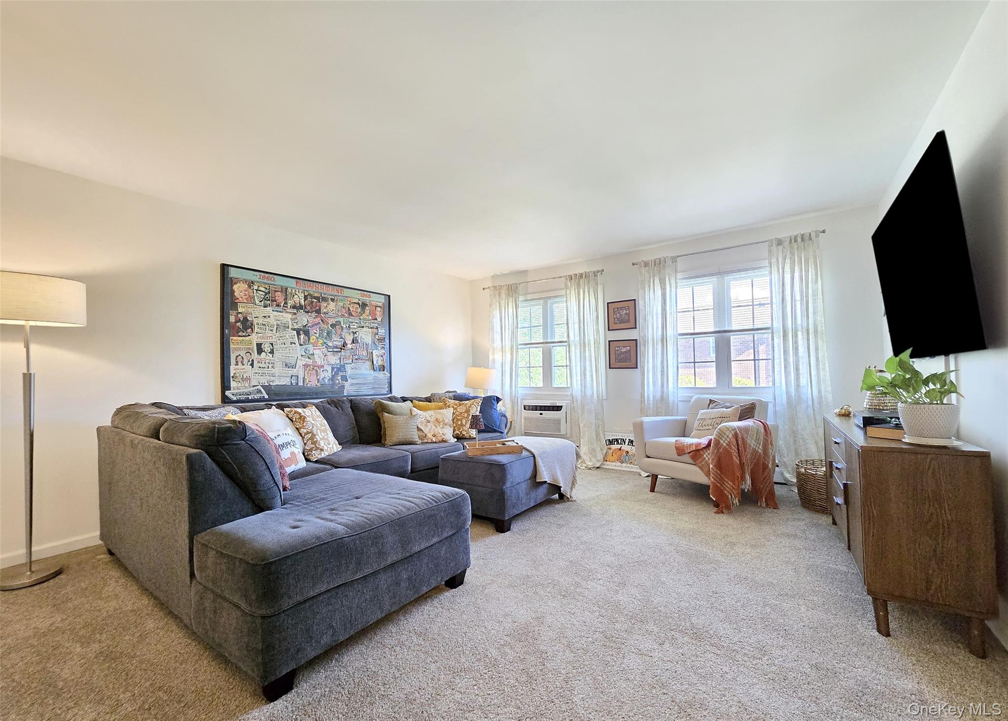 #3 photo, 460 Old Town Road, サフォーク郡 Port Jefferson Station , NY 11776