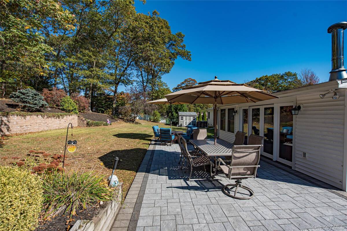 #33 photo, 3 Walnut Road, Rocky Point , NY 11778