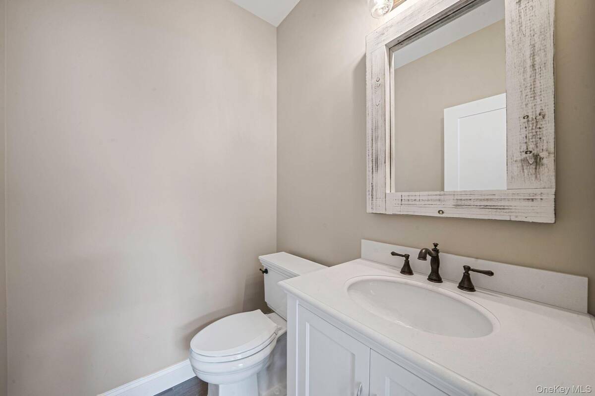 #14 photo, 64 (Lot 1 Hampton) Blydenburgh Road, サフォーク郡 Centereach , NY 11720