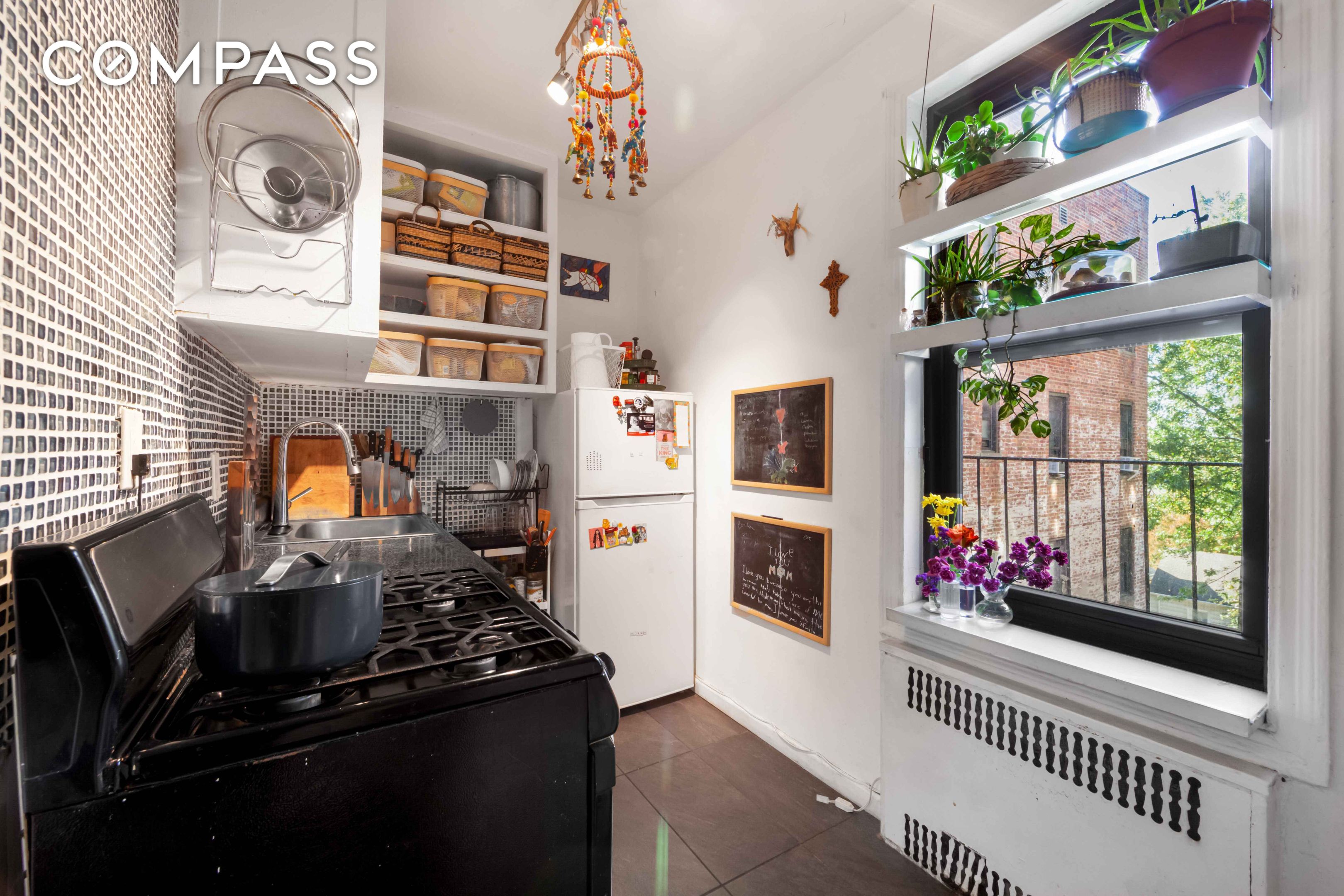 #8 photo, 260 Ocean Parkway, ブルックリン区 Kensington , NY 11218