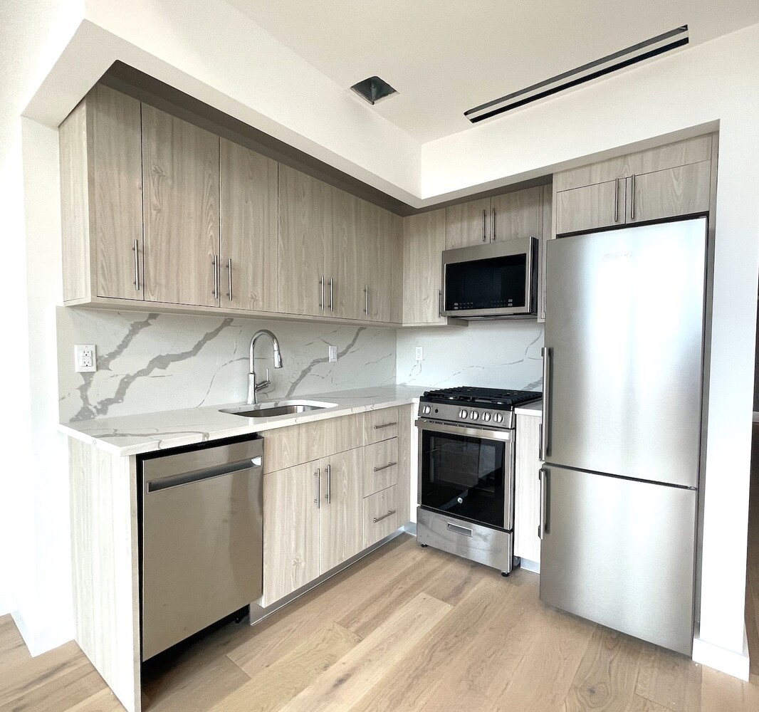 #18 photo, New York City, South Harlem , NY 10029