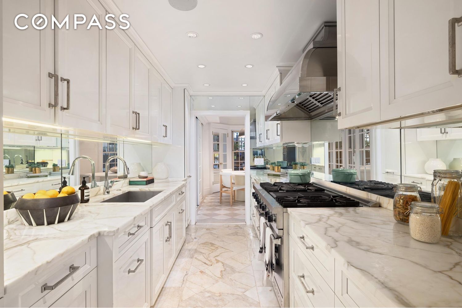 #18 photo, New York City, マンハッタン Lenox Hill , NY 10065