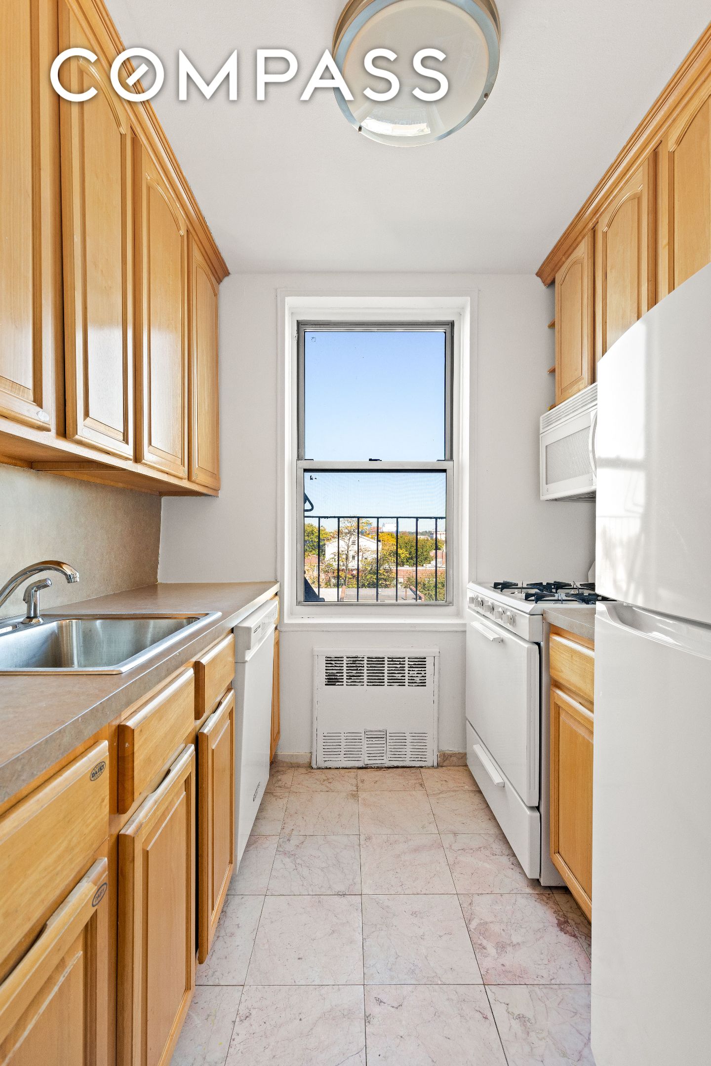 #11 photo, 770 Ocean Parkway, ブルックリン区 Midwood , NY 11230